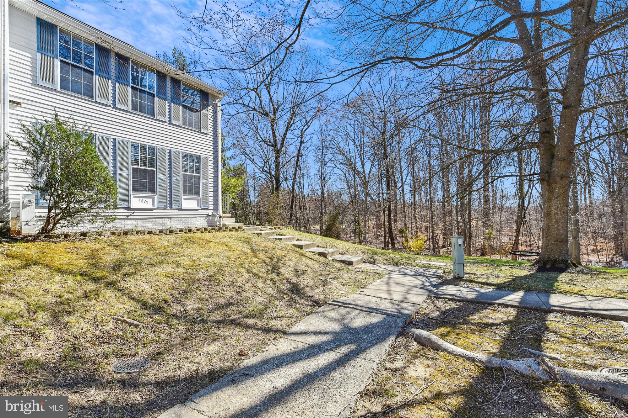 VILLAGE OF THOMAS RUN - Residential