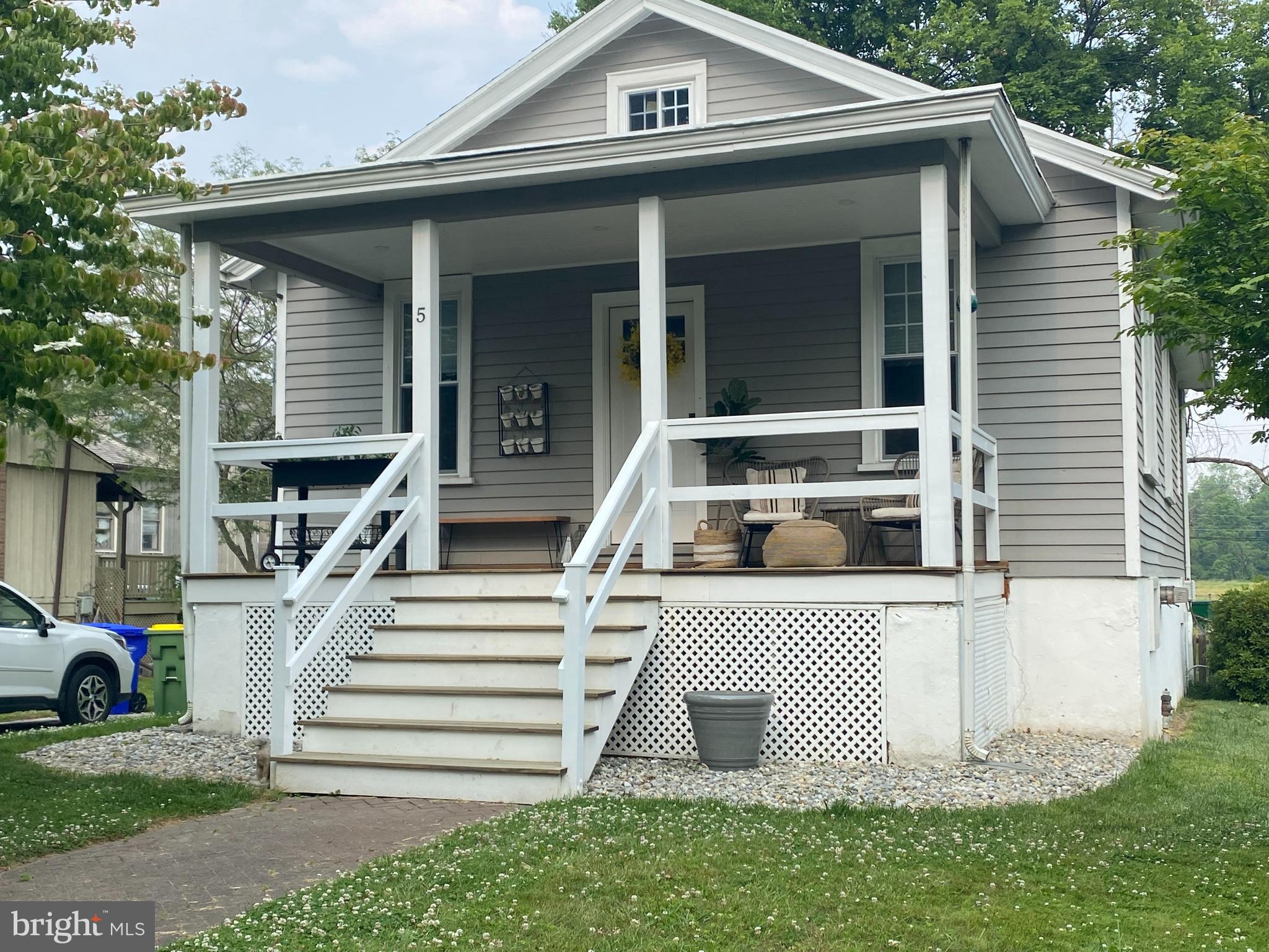 What an adorable home in the center of Chadds Ford!  This 3 bedroom 1 1/2 bath home has been beautifully updated. New kitchen, baths, laundry room, and HVAC system. This property is currently being rented through July 8th, 2024.  Check with your agent for lease and flood zone details.  A great opportunity to own a property in downtown Chadds Ford as the new improvements for the Walkable Chadds Ford begin!