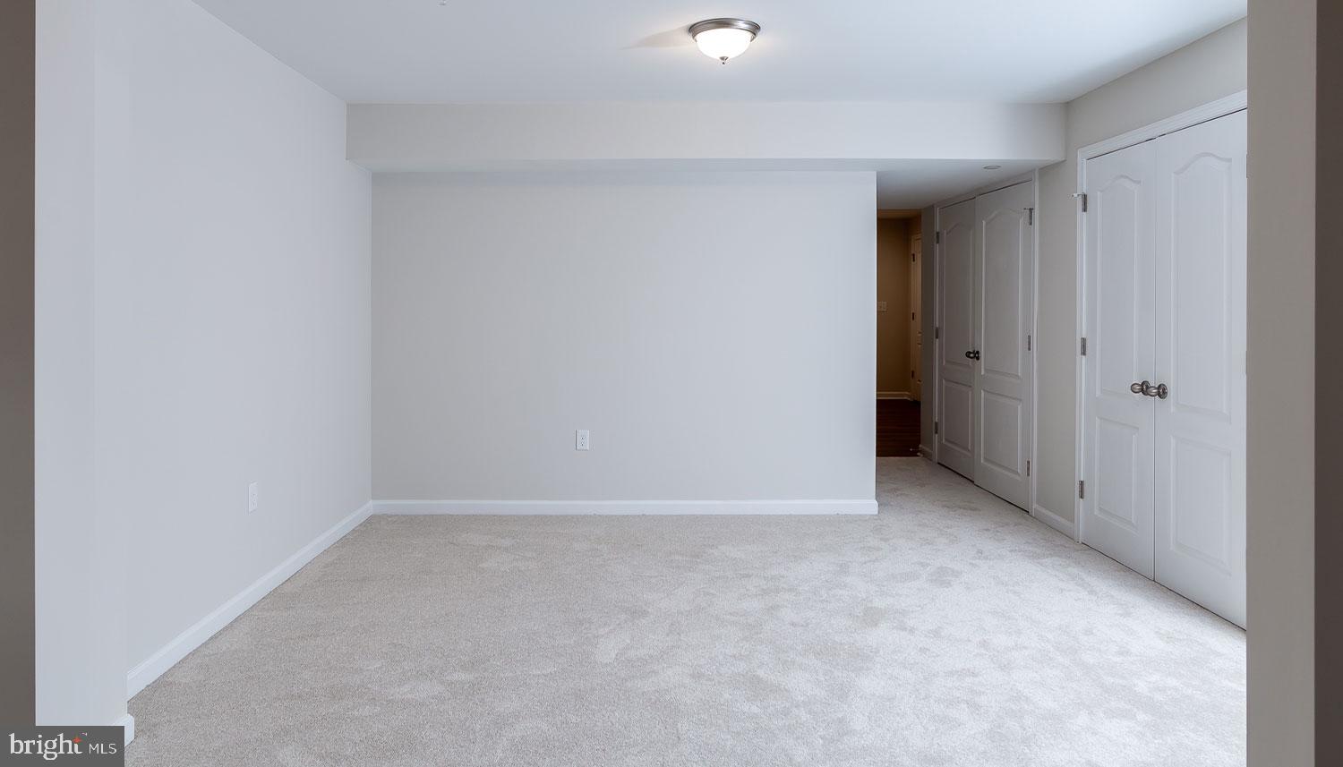 TOWNES AT TATE MANOR - Residential