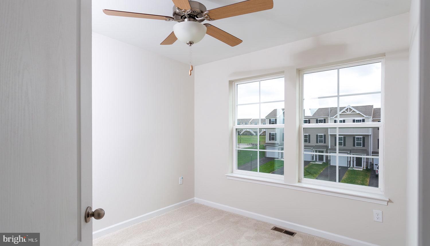 TOWNES AT TATE MANOR - Residential