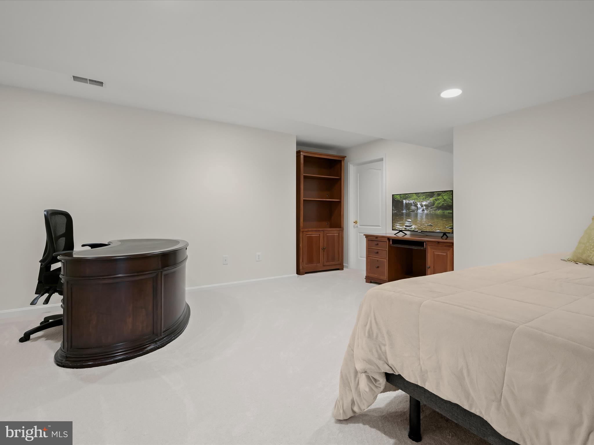 MCCANN ESTATES - Residential