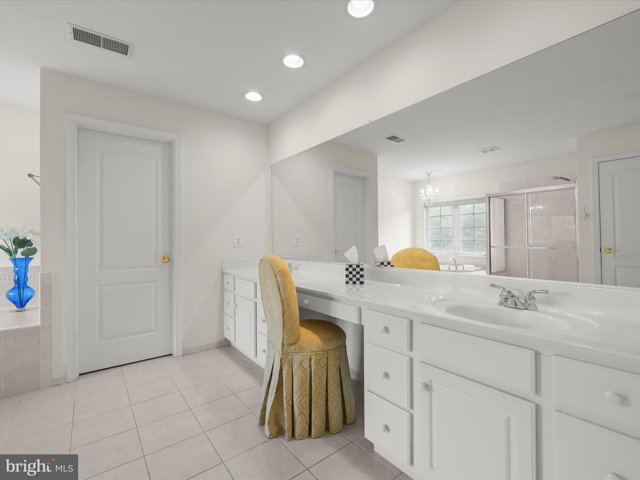 MCCANN ESTATES - Residential