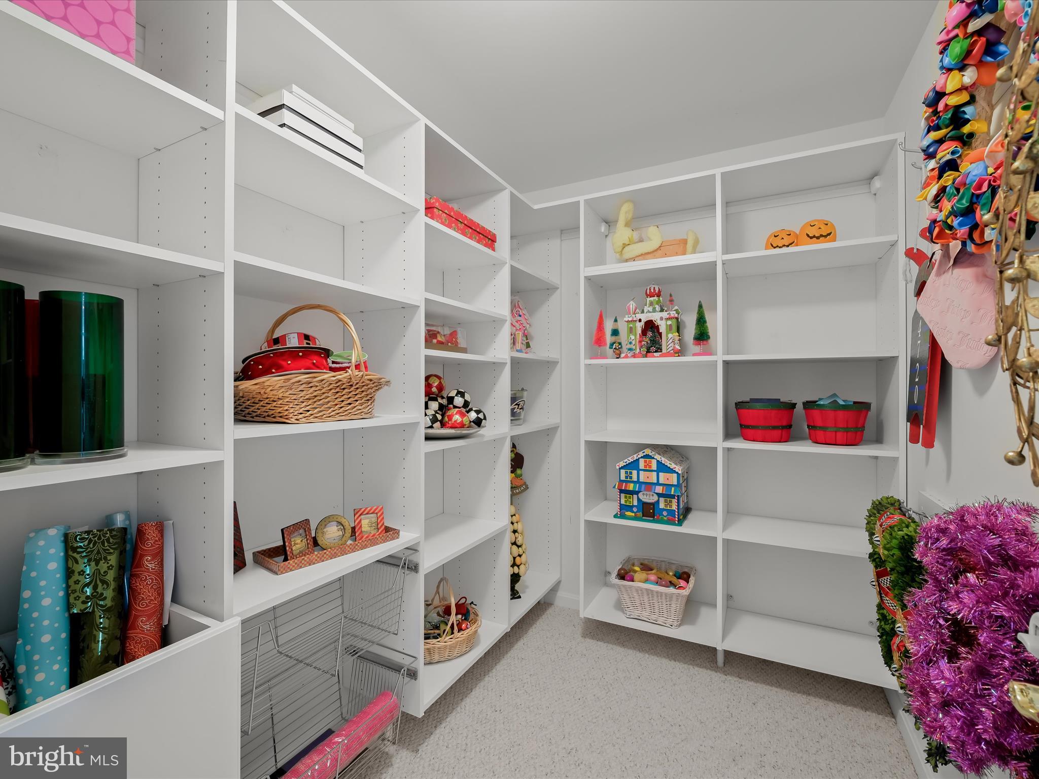 MCCANN ESTATES - Residential