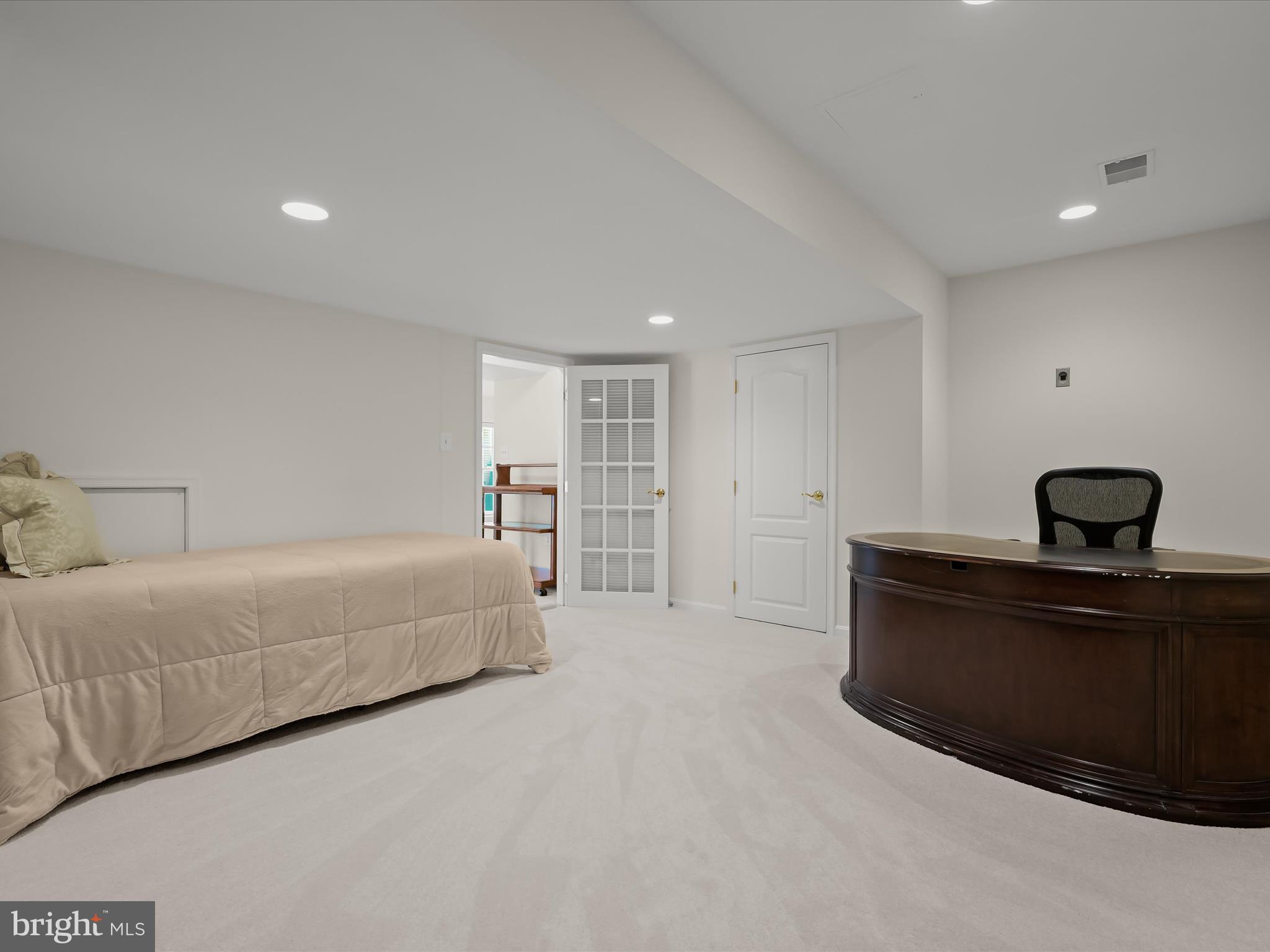 MCCANN ESTATES - Residential