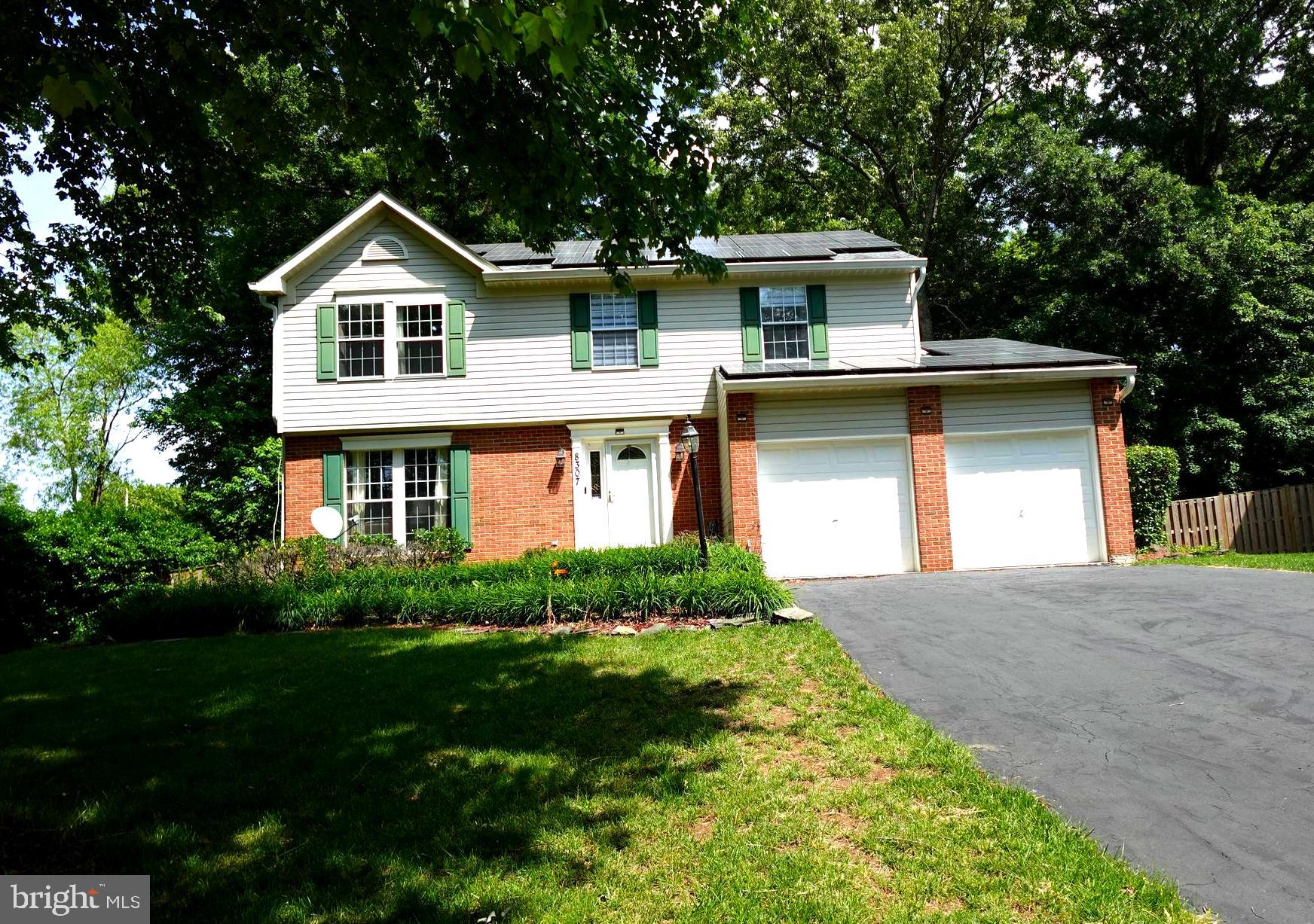 8307 SATINLEAF COURT