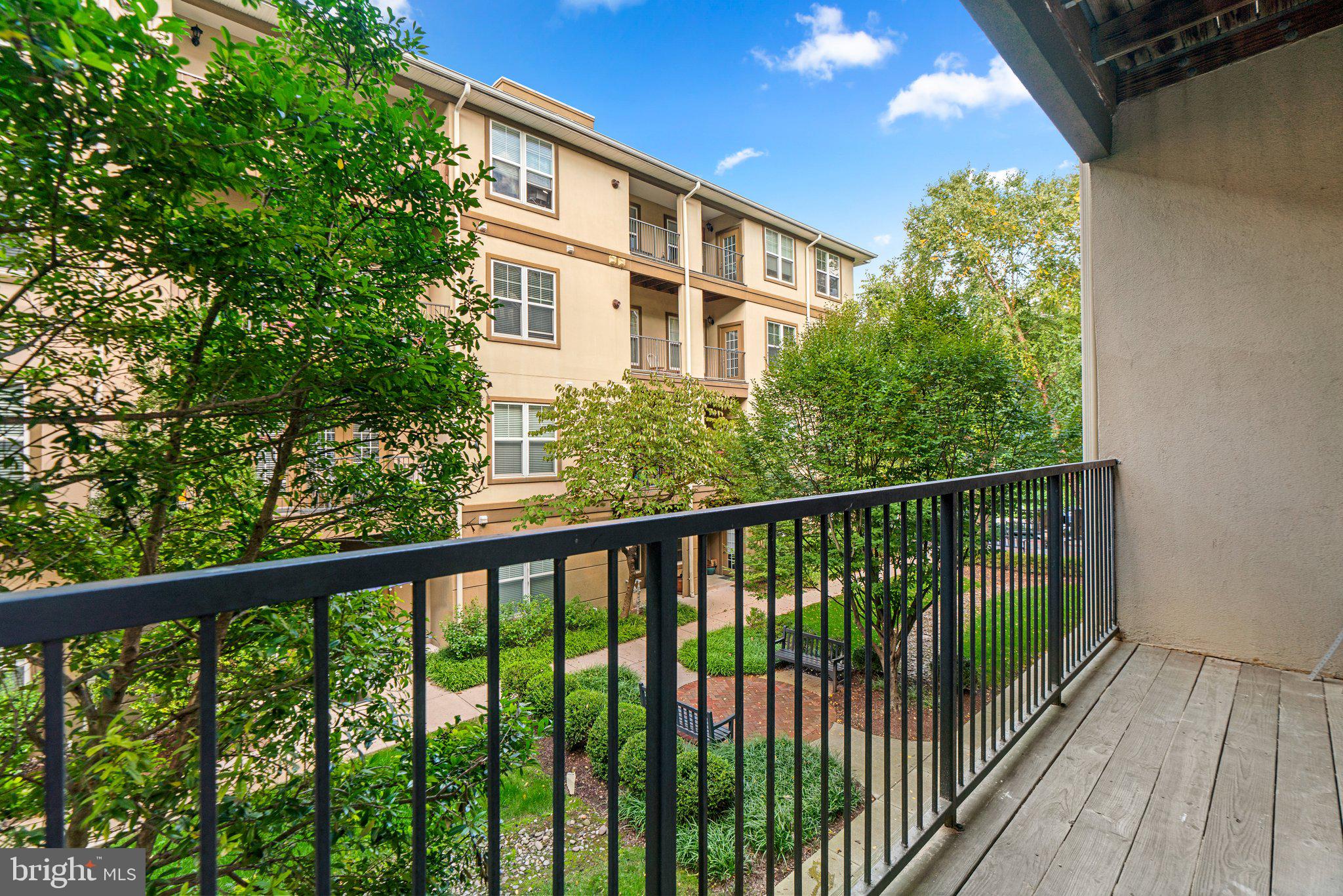 WHITE FLINT STATION - Residential