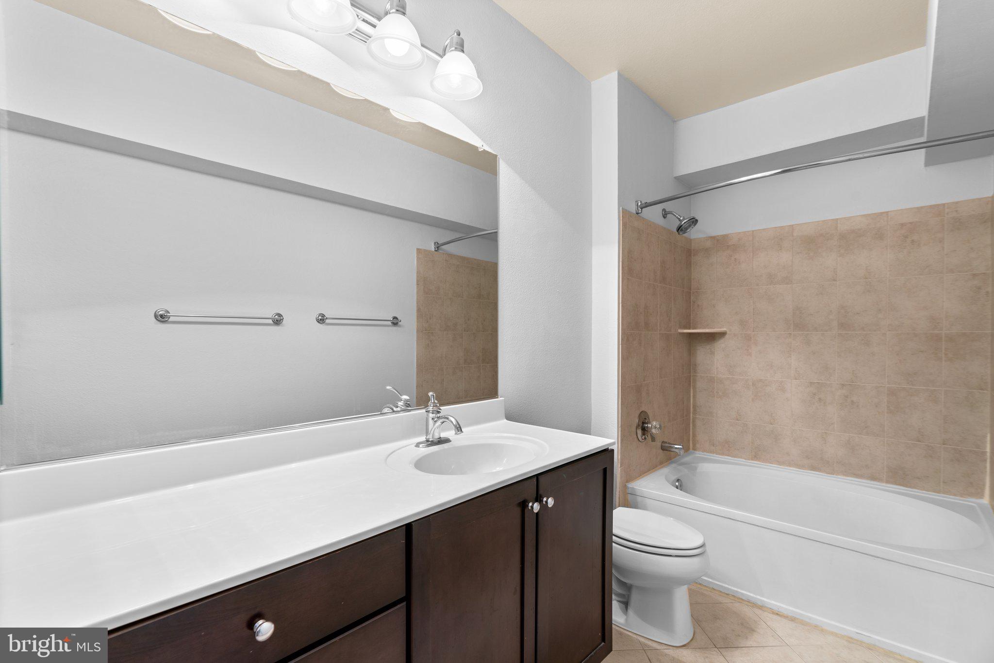 WHITE FLINT STATION - Residential