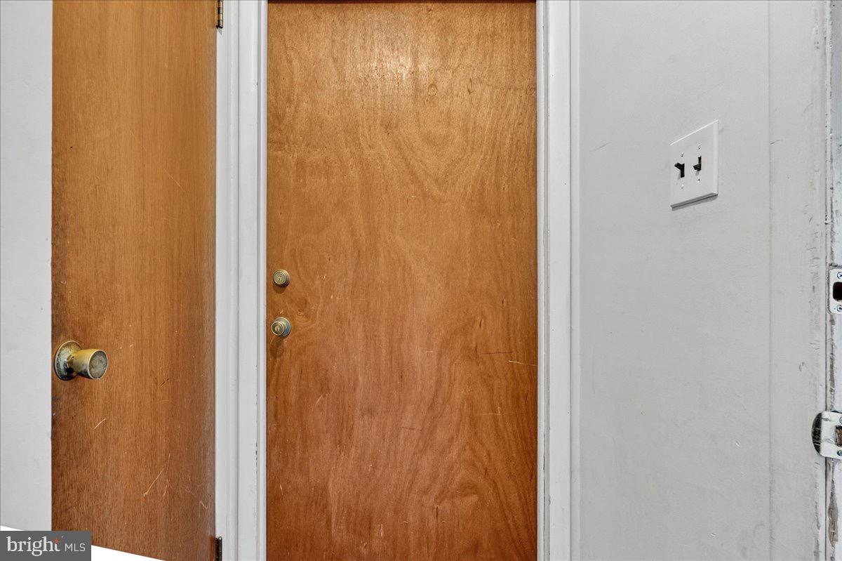 FOX CHASE - Residential Lease