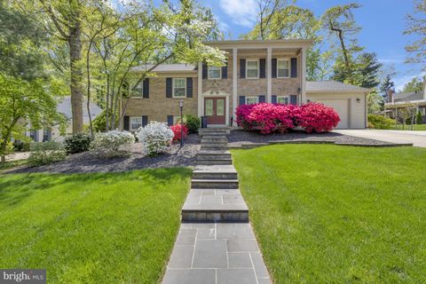 Photo of 8625 Appleton Court, ANNANDALE, VA 22003 (MLS # VAFX2292888)