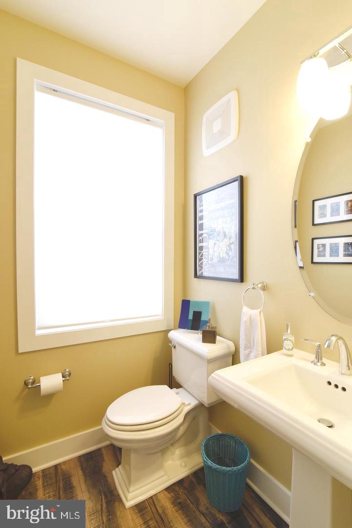 ONE LOUDOUN - Residential Lease