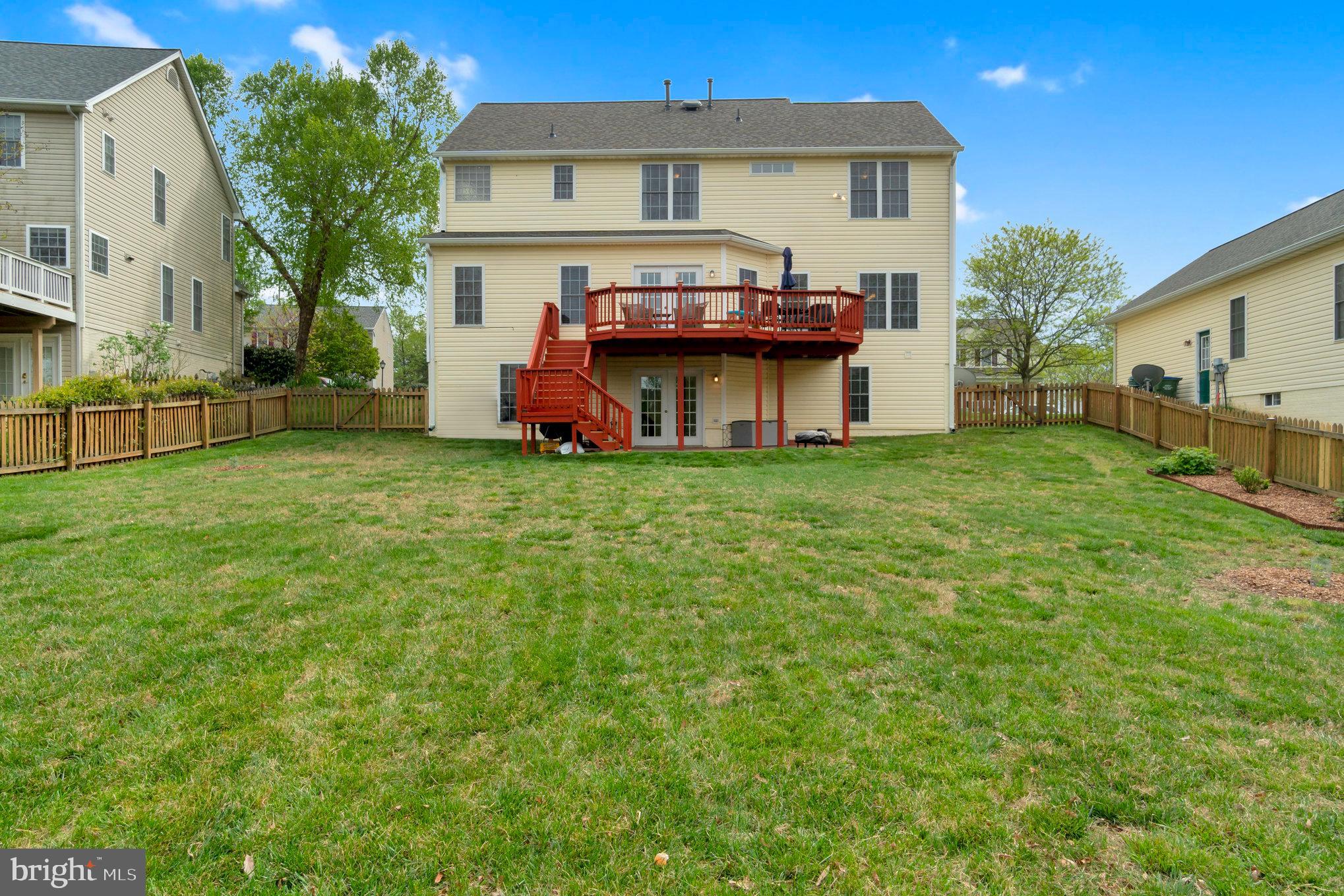 LEELAND STATION - Residential