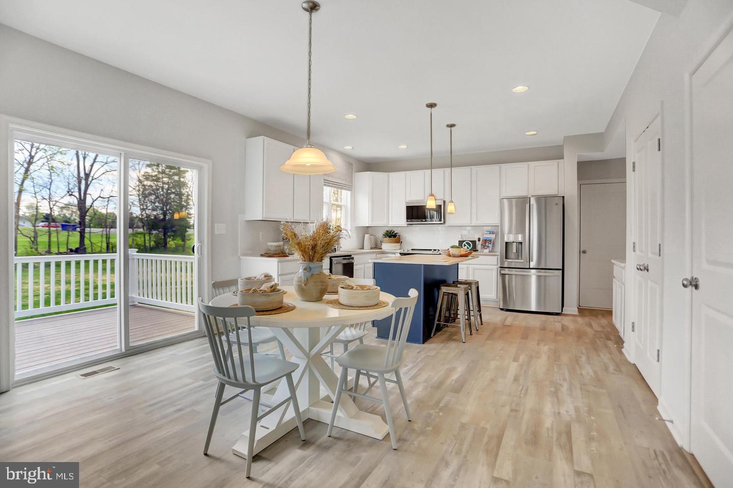 LEXINGTON ESTATES - Residential