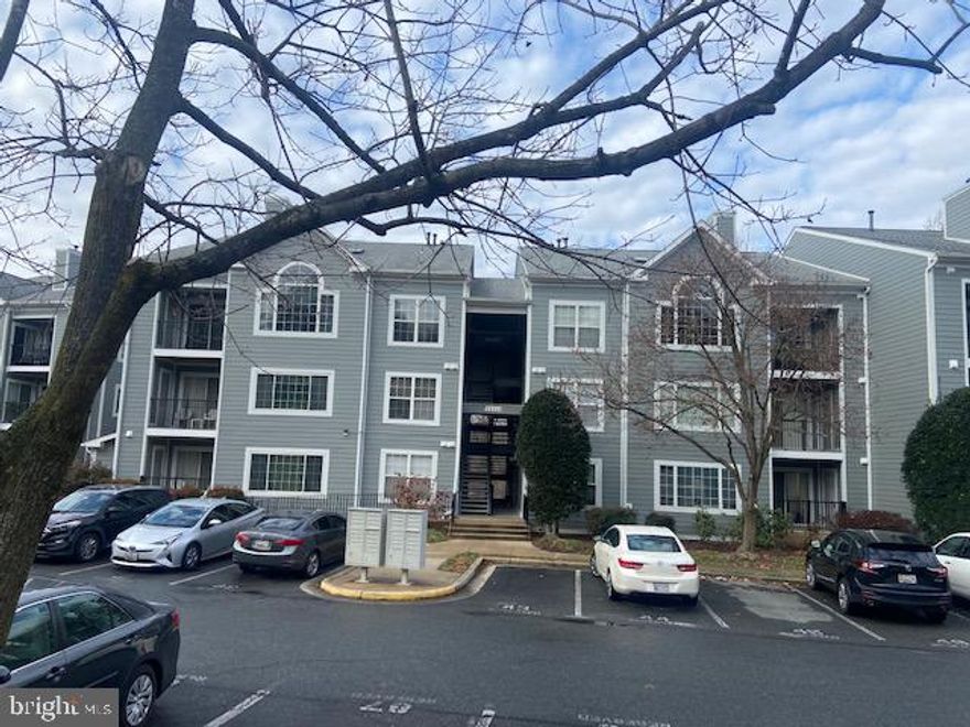 THIS CONDO HOME HAS THE BEST LOCATIOIN IN "WATERS EDGE! BACKING TO LITTLE SENECA CREEK! FEATURING GAS FIREPLACE, FRESH PAINT, NEW CARPENTING AND FLOORING, NEW GAS STOVE/RANGE AND DISHWASHER, BALCONY WITH VIEWS OF TREES, BLACK HILL BIKERS/HIKER TRAIL, AND MUCH MORE! LANDLORD ACCEPTS TENANTS WITHA MINIMUM CREDIT SCORE 650   AND A MINIMUM MONTHLY GROSS INCOME OF $6,000.00. COME AND ENJOY THIS PLACE. NO PETS PLEASE!!!