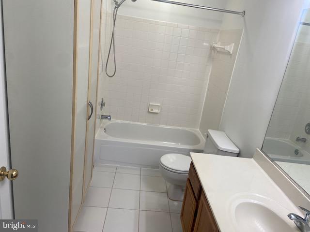 SOUTH SHORE HARBOUR CODM - Residential Lease