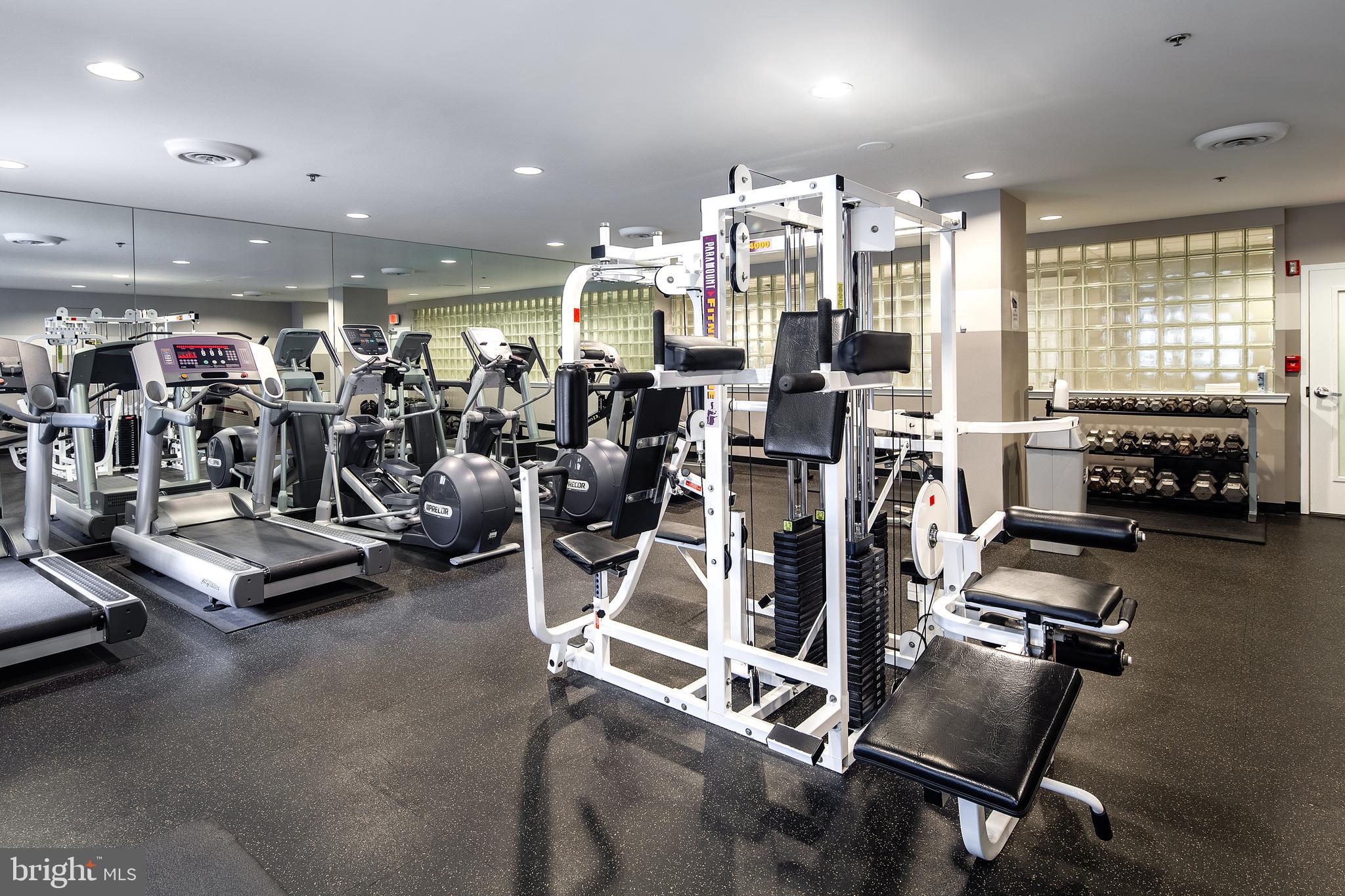 BALLSTON PARK - Residential Lease