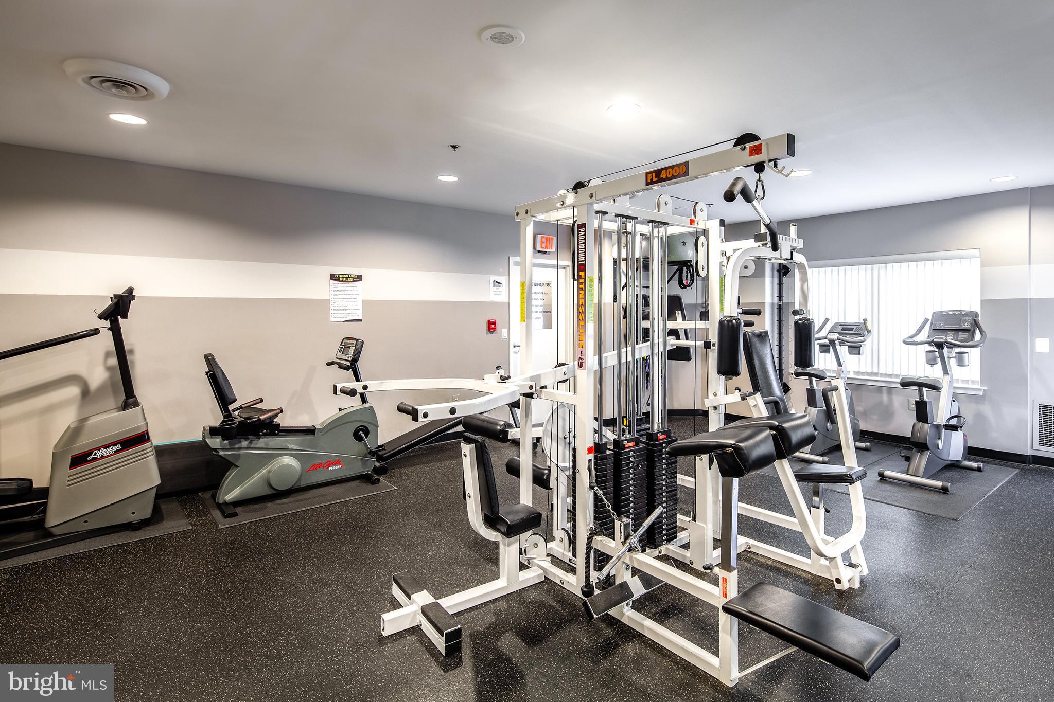 BALLSTON PARK - Residential Lease