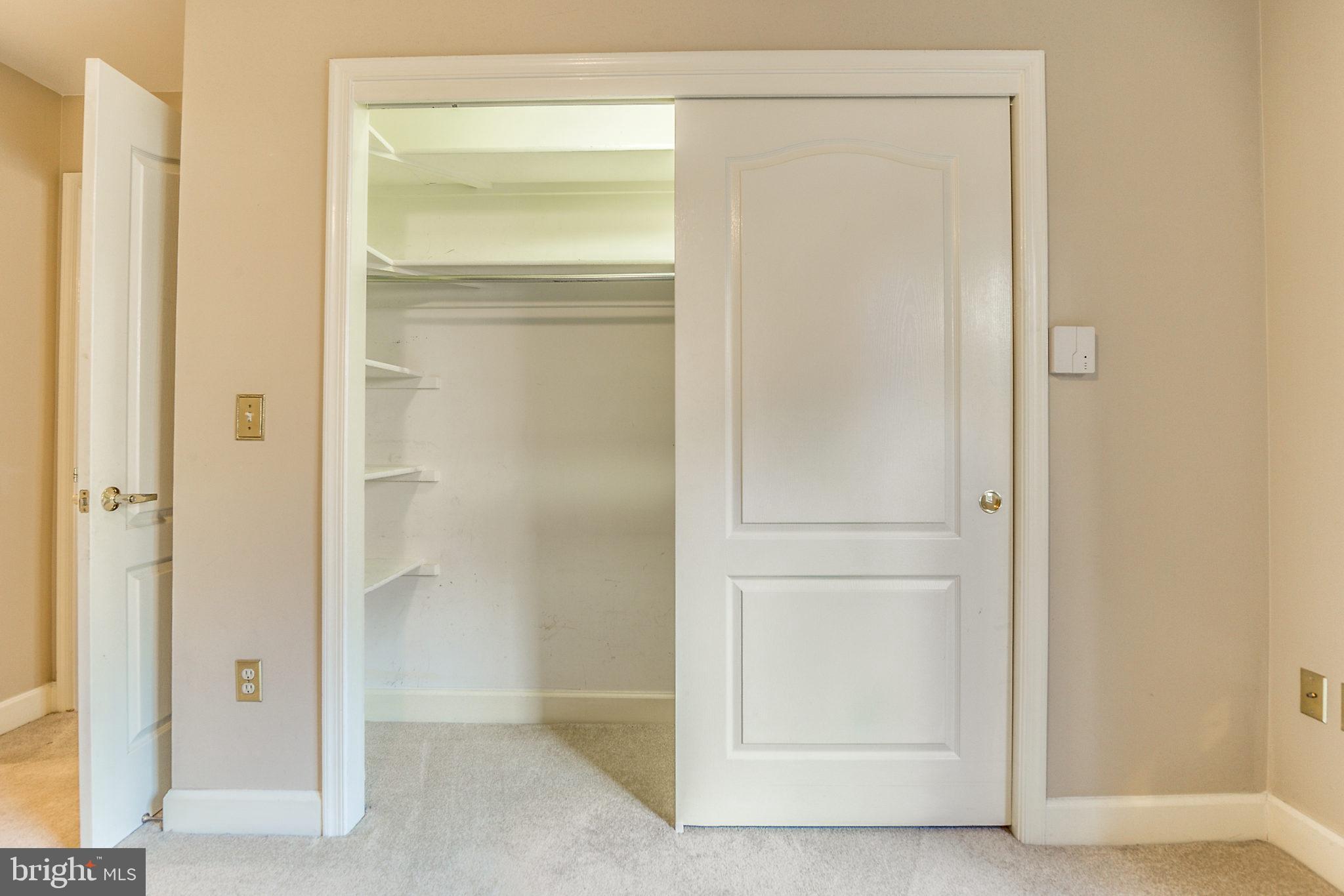 BALLSTON PARK - Residential Lease