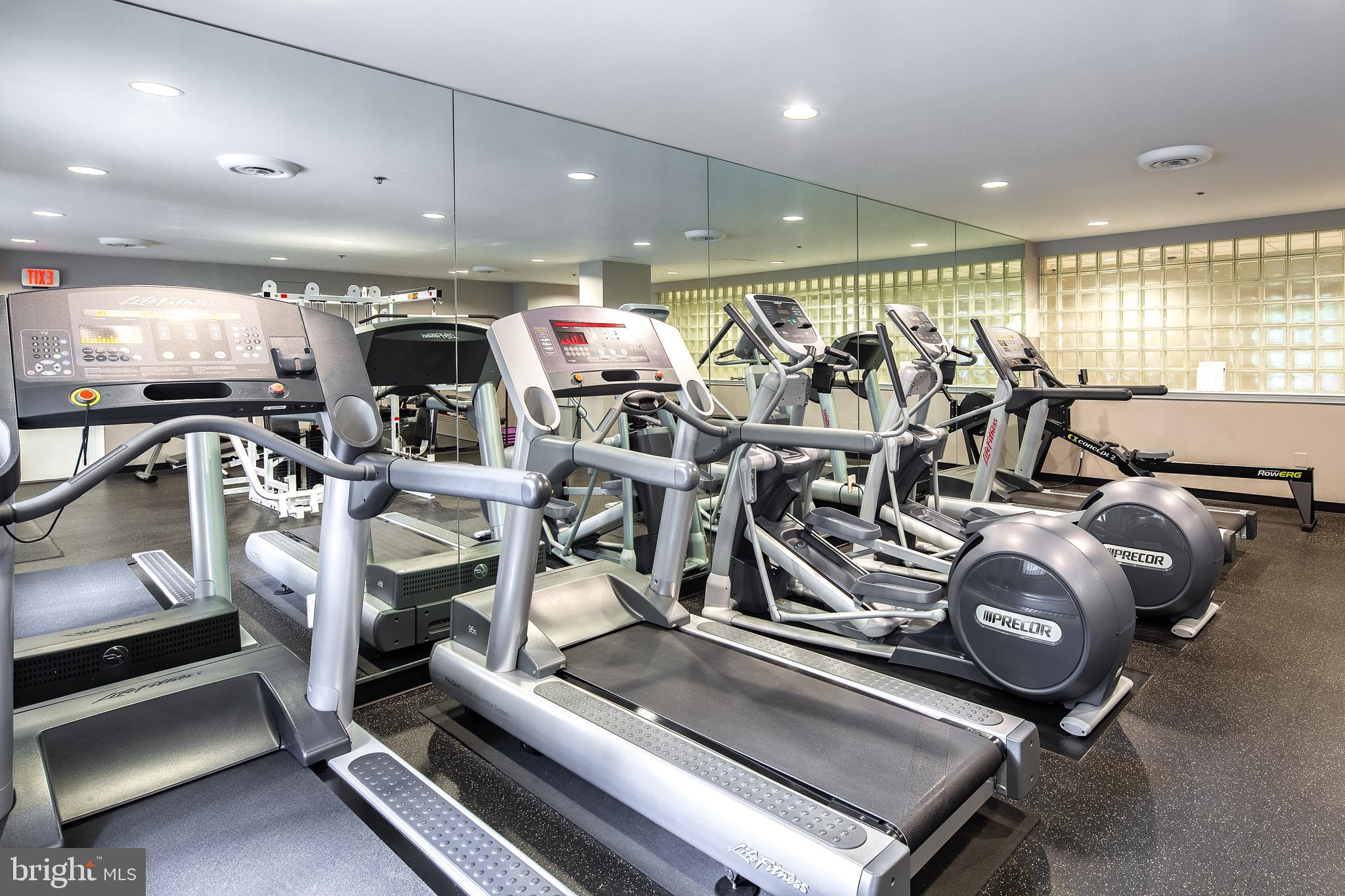 BALLSTON PARK - Residential Lease