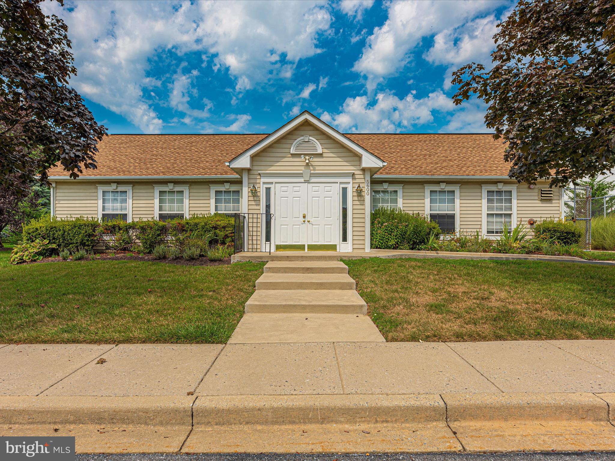 STONEBRIDGE - Residential