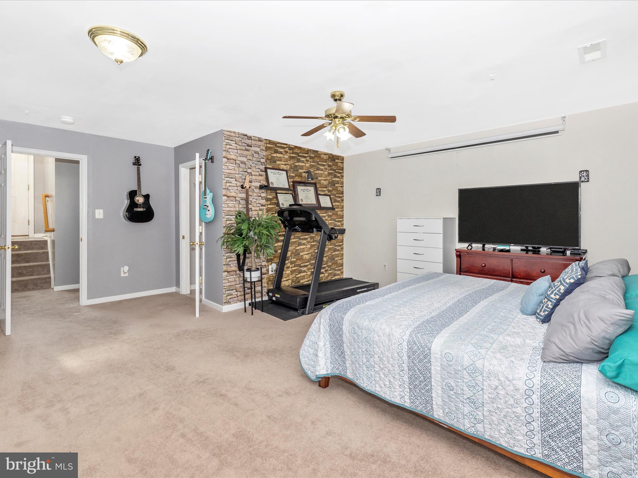 STONEBRIDGE - Residential