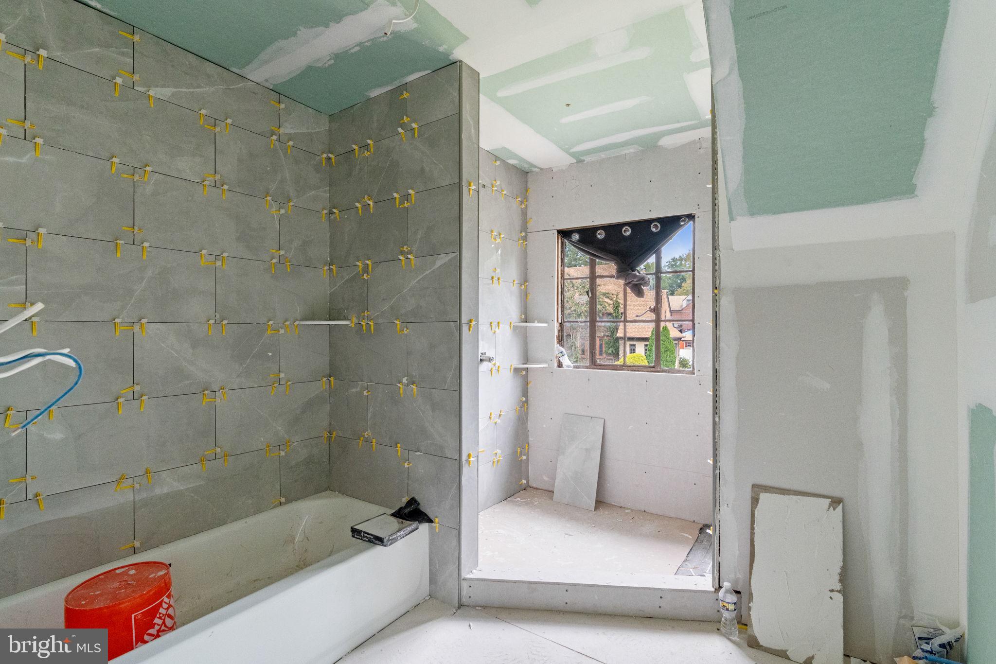 ARONIMINK - Residential