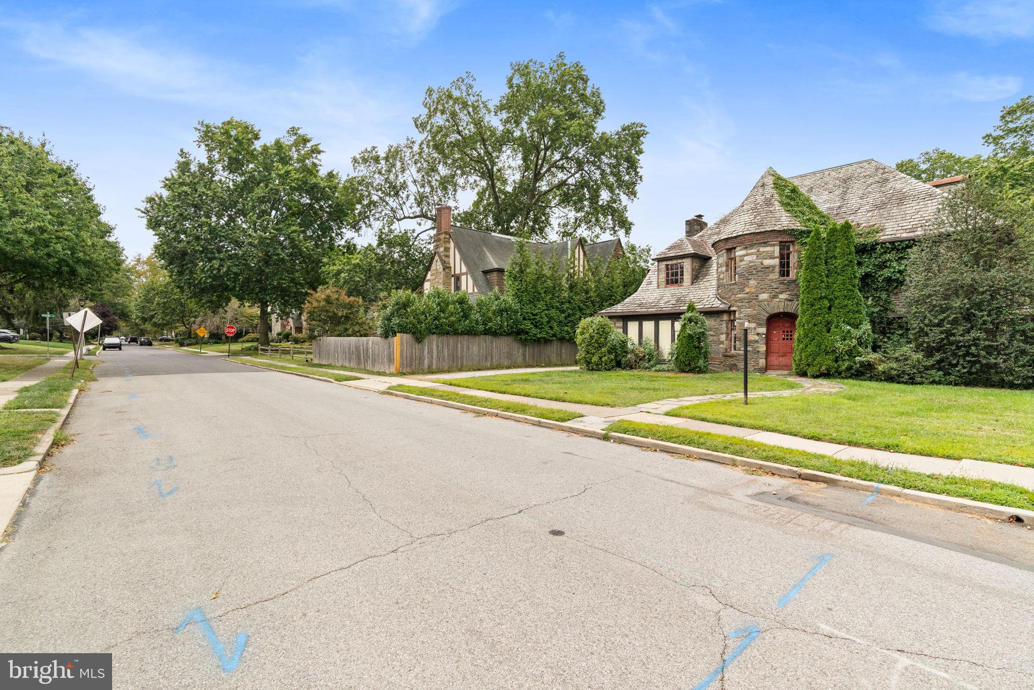 ARONIMINK - Residential