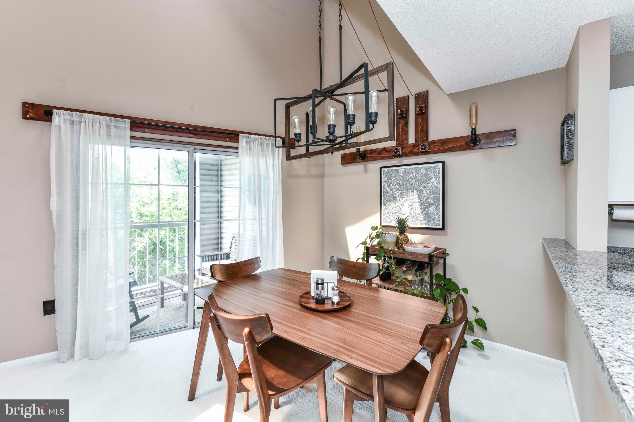 HILLWOOD - Residential Lease