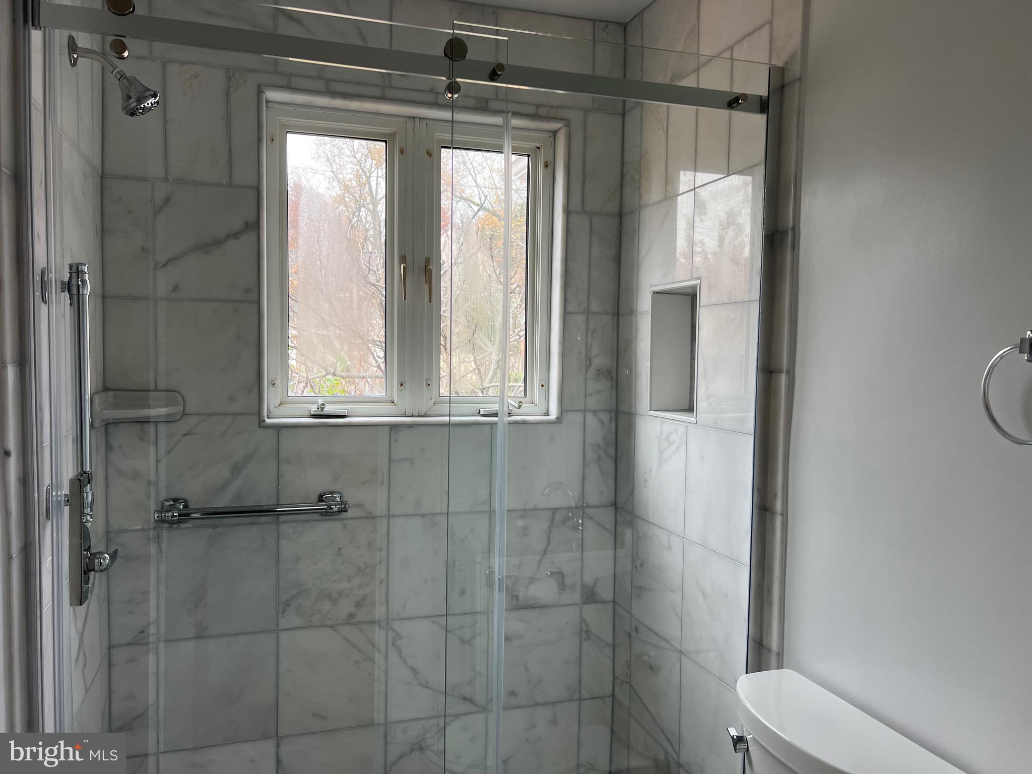 STEPHEN KNOLLS - Residential