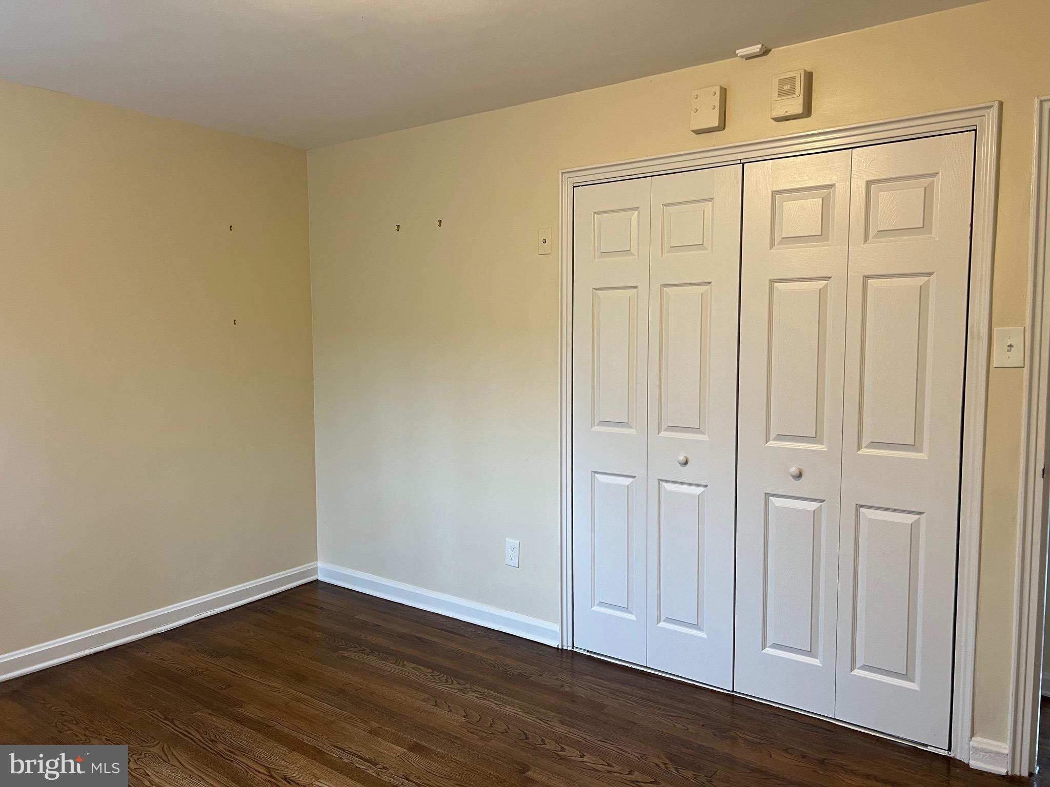 STEPHEN KNOLLS - Residential