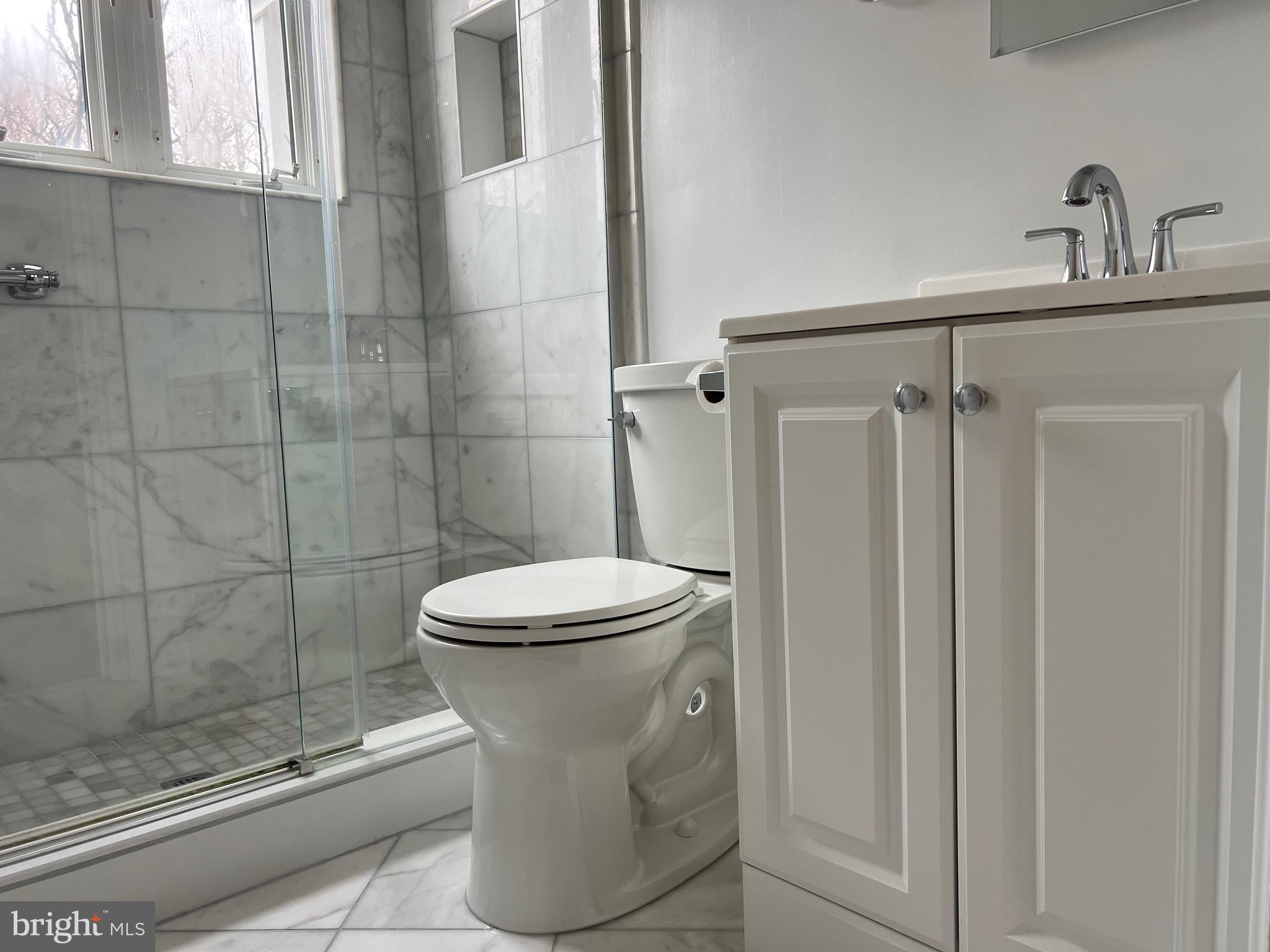 STEPHEN KNOLLS - Residential