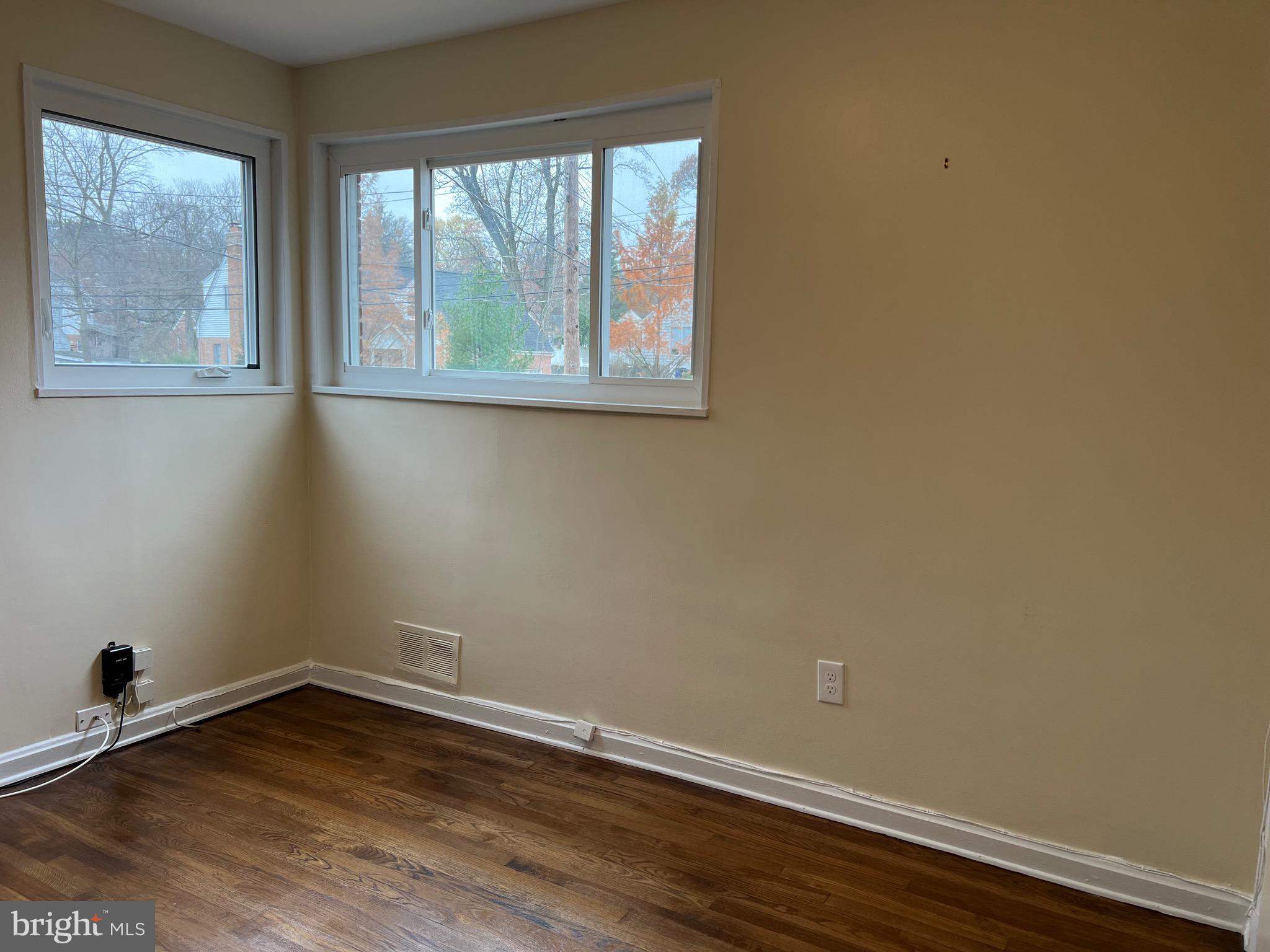 STEPHEN KNOLLS - Residential