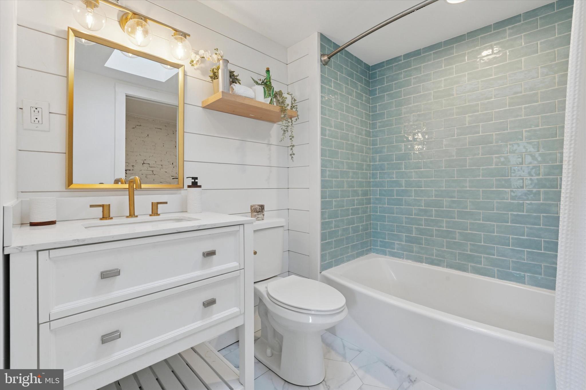 EAST PASSYUNK CROSSING - Residential