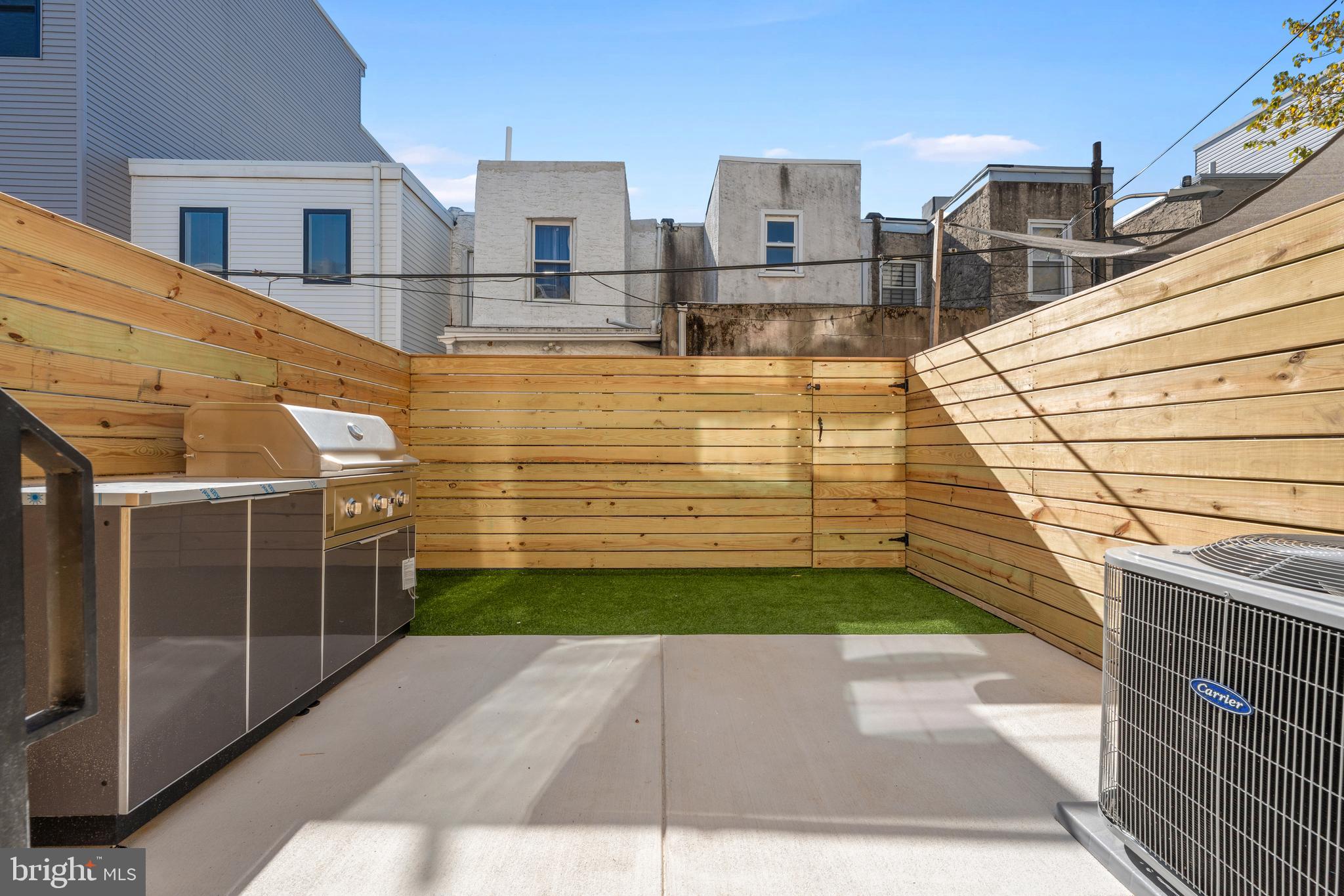 POINT BREEZE - Residential