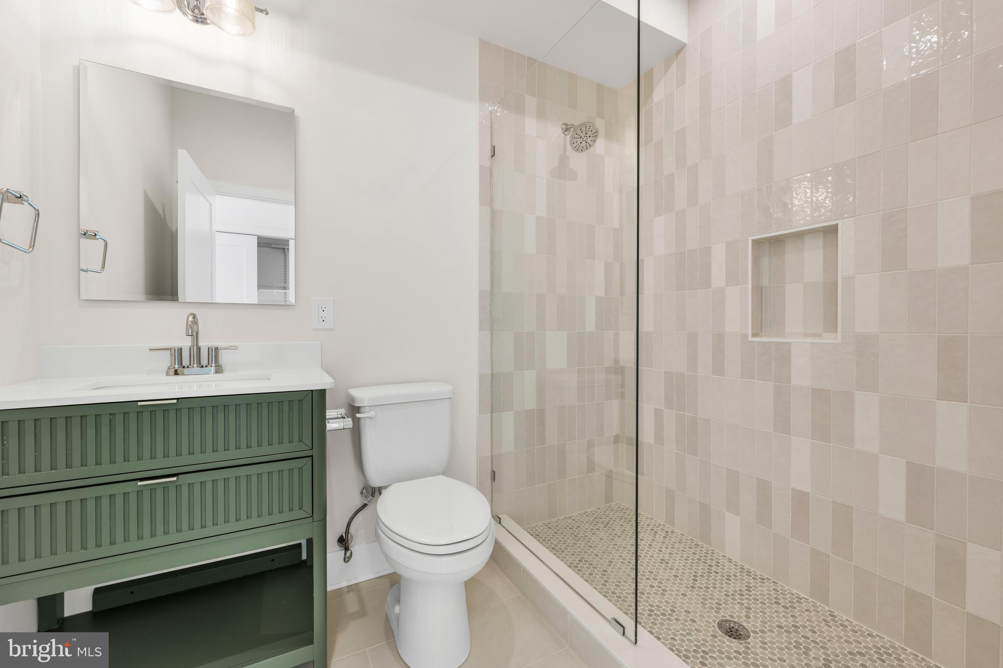 POINT BREEZE - Residential