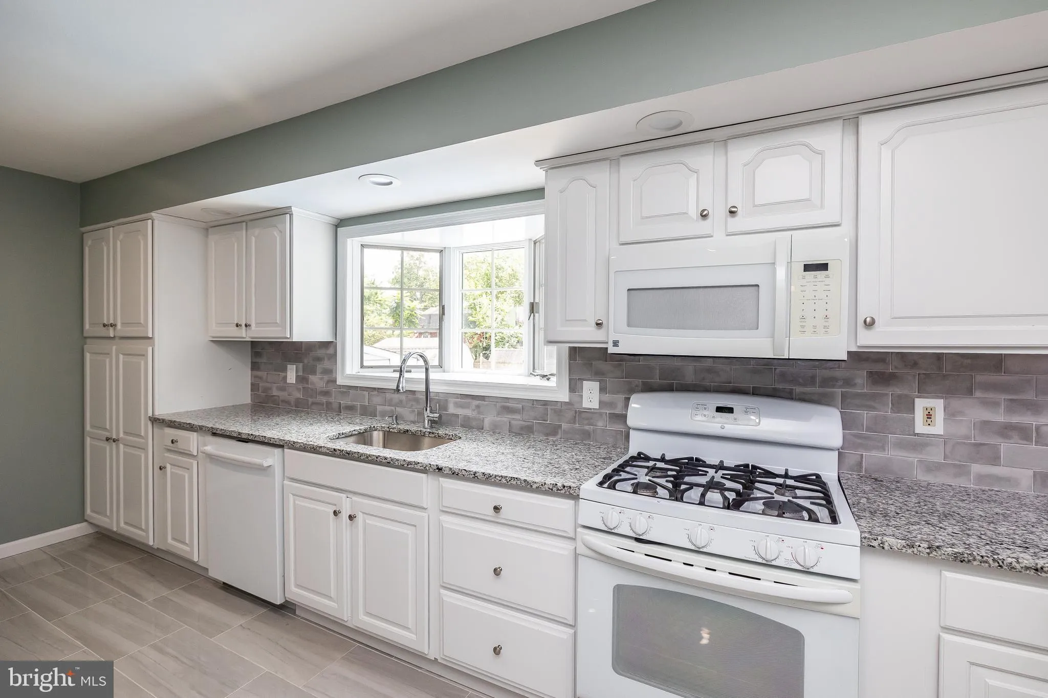 Vineland, New Jersey 08360, United States, 4 Bedrooms Bedrooms, ,2 BathroomsBathrooms,Residential,Active,178453