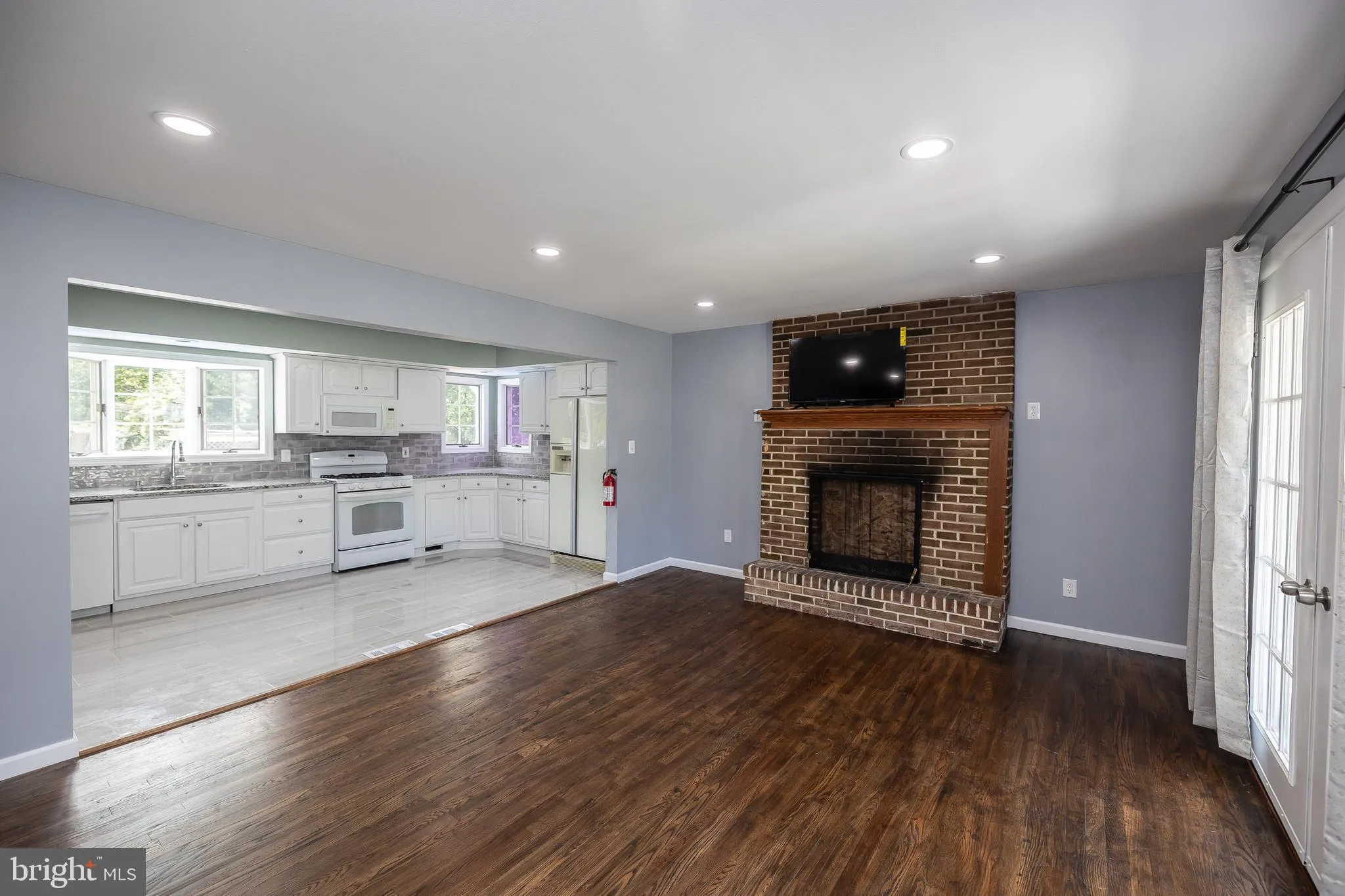 Vineland, New Jersey 08360, United States, 4 Bedrooms Bedrooms, ,2 BathroomsBathrooms,Residential,Active,178453