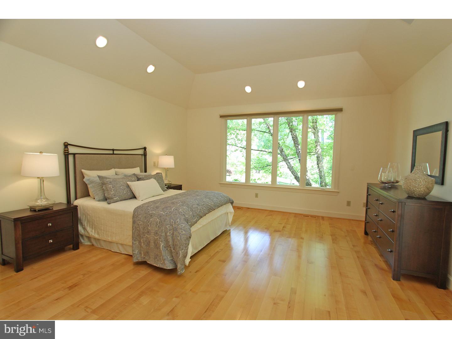 BROOKE FARM - Residential