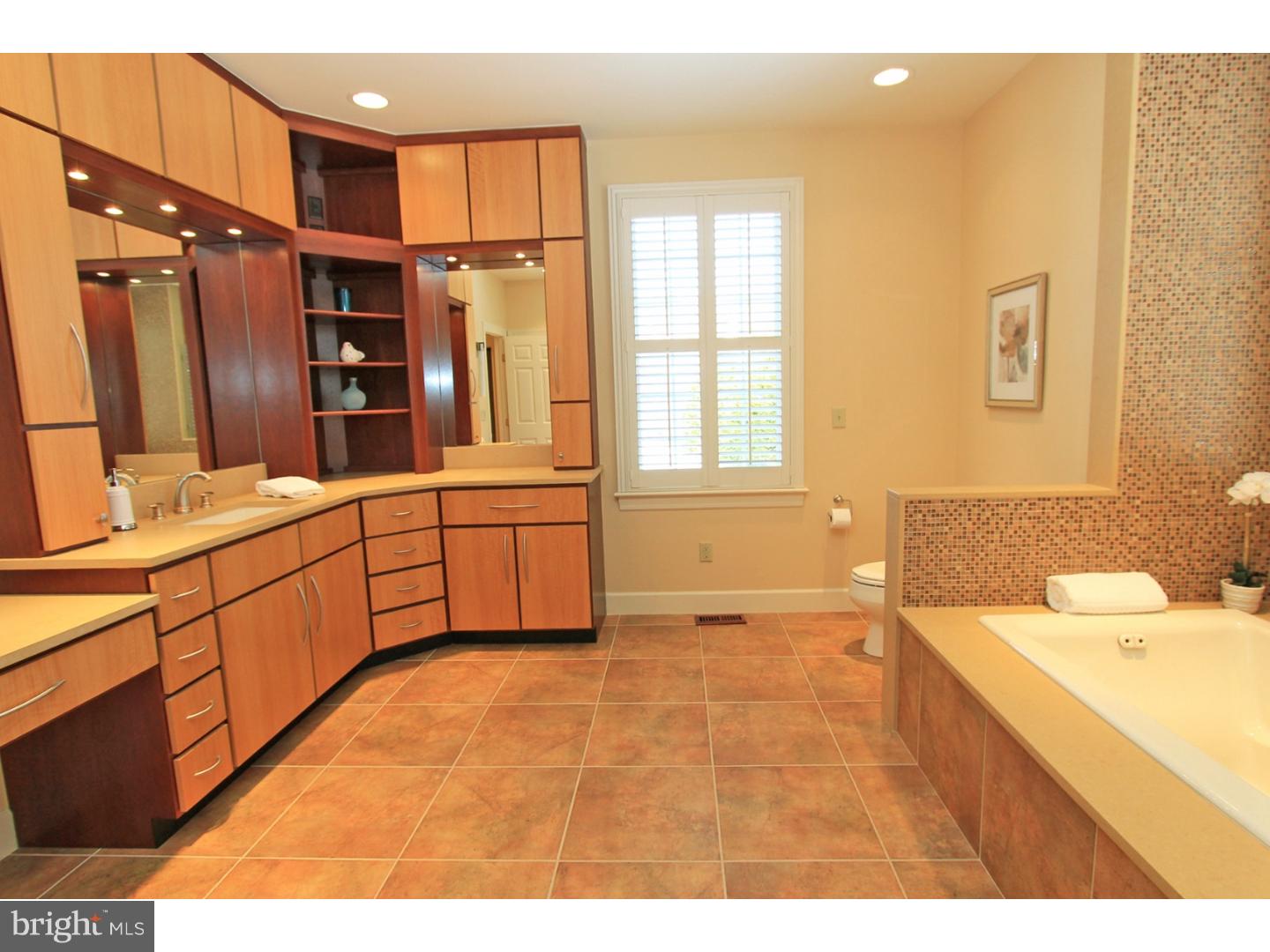BROOKE FARM - Residential