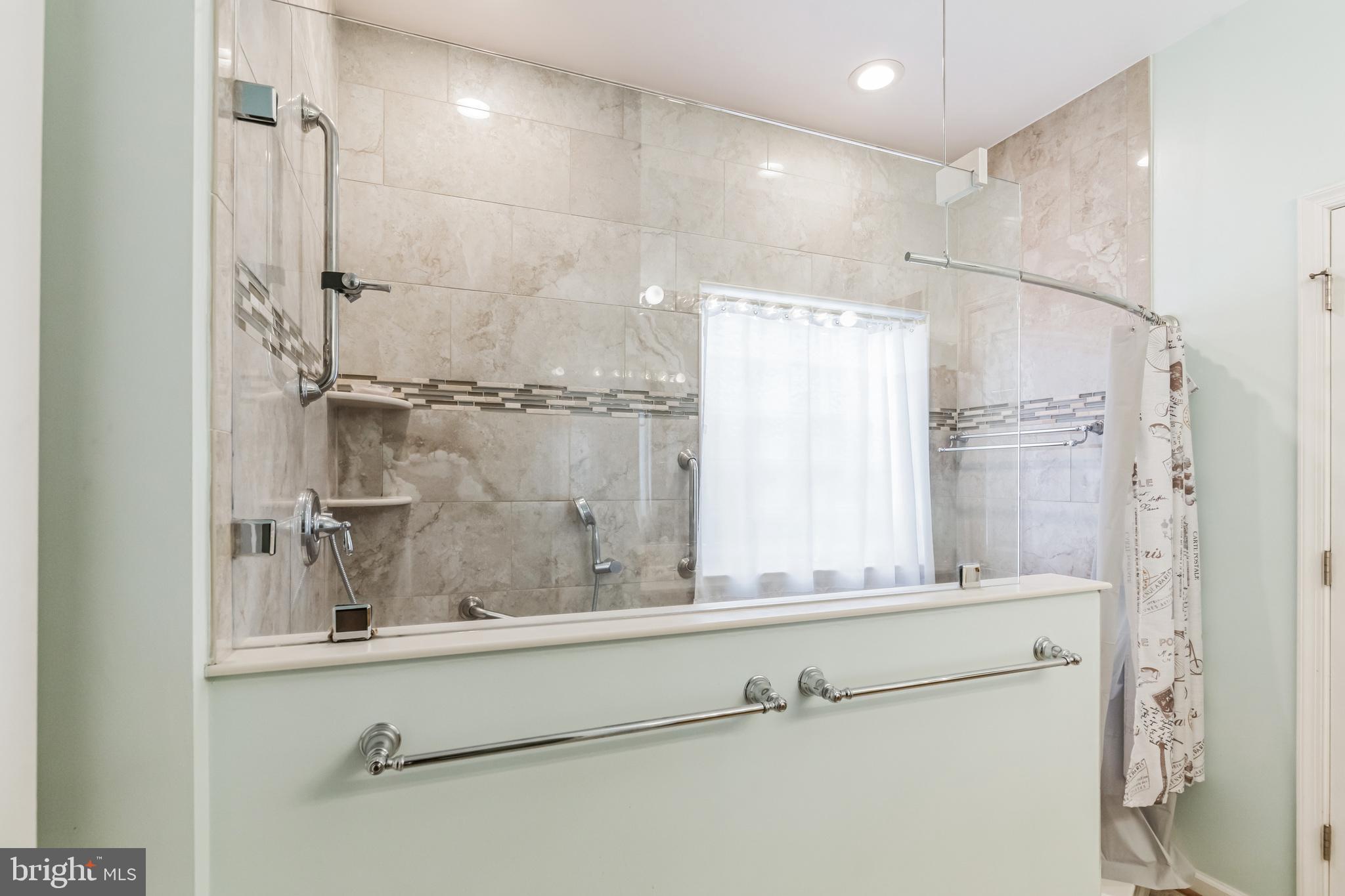 BROOKFIELD (SALEM FIELDS) - Residential