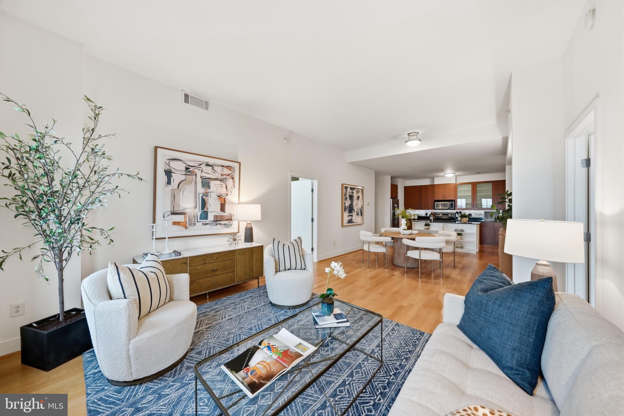 910 M STREET NW 1112