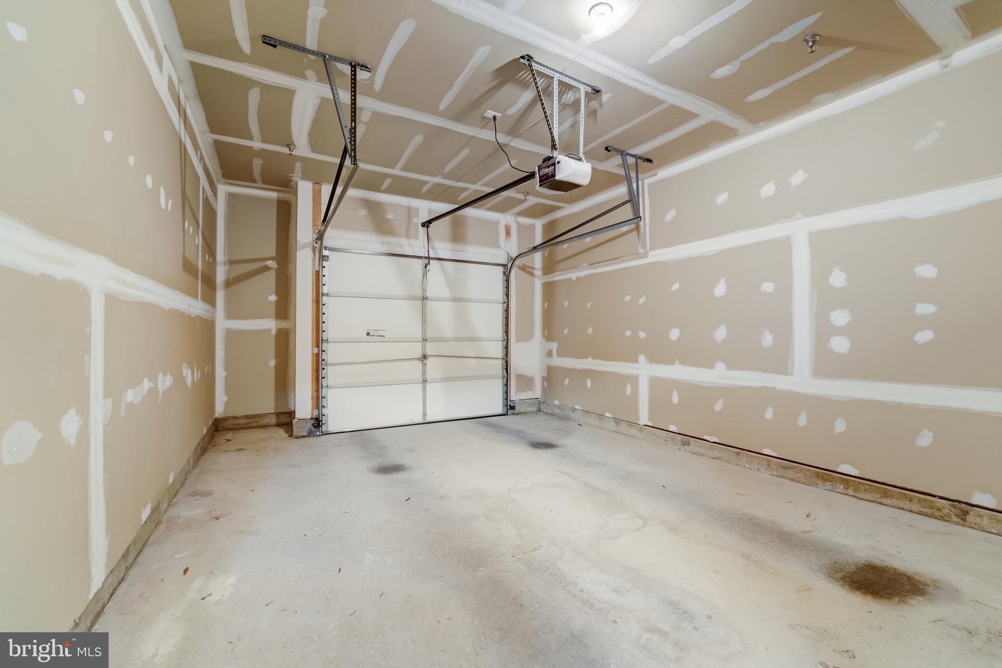 ENCLAVE AT ELLICOTT HILLS - Residential