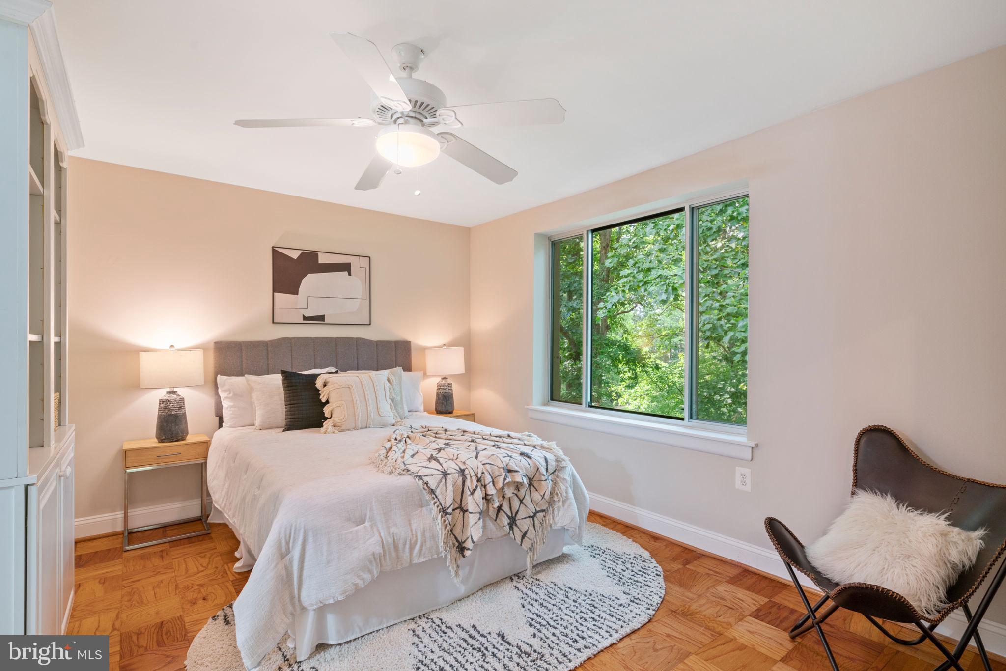 IVYMOUNT COURT - Residential