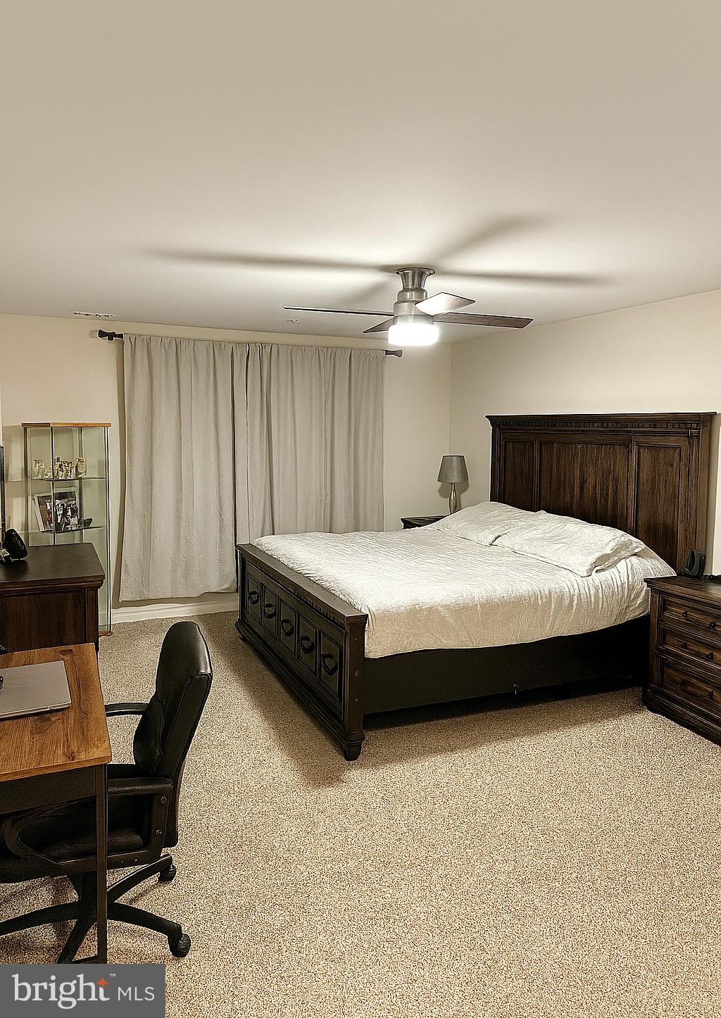 PINEGROVE - Residential Lease