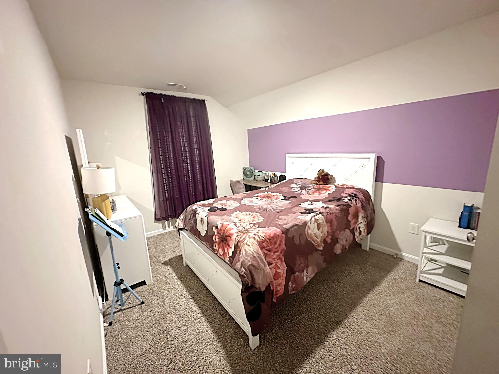 PINEGROVE - Residential Lease