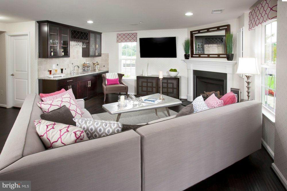 BRUNSWICK CROSSING - Residential