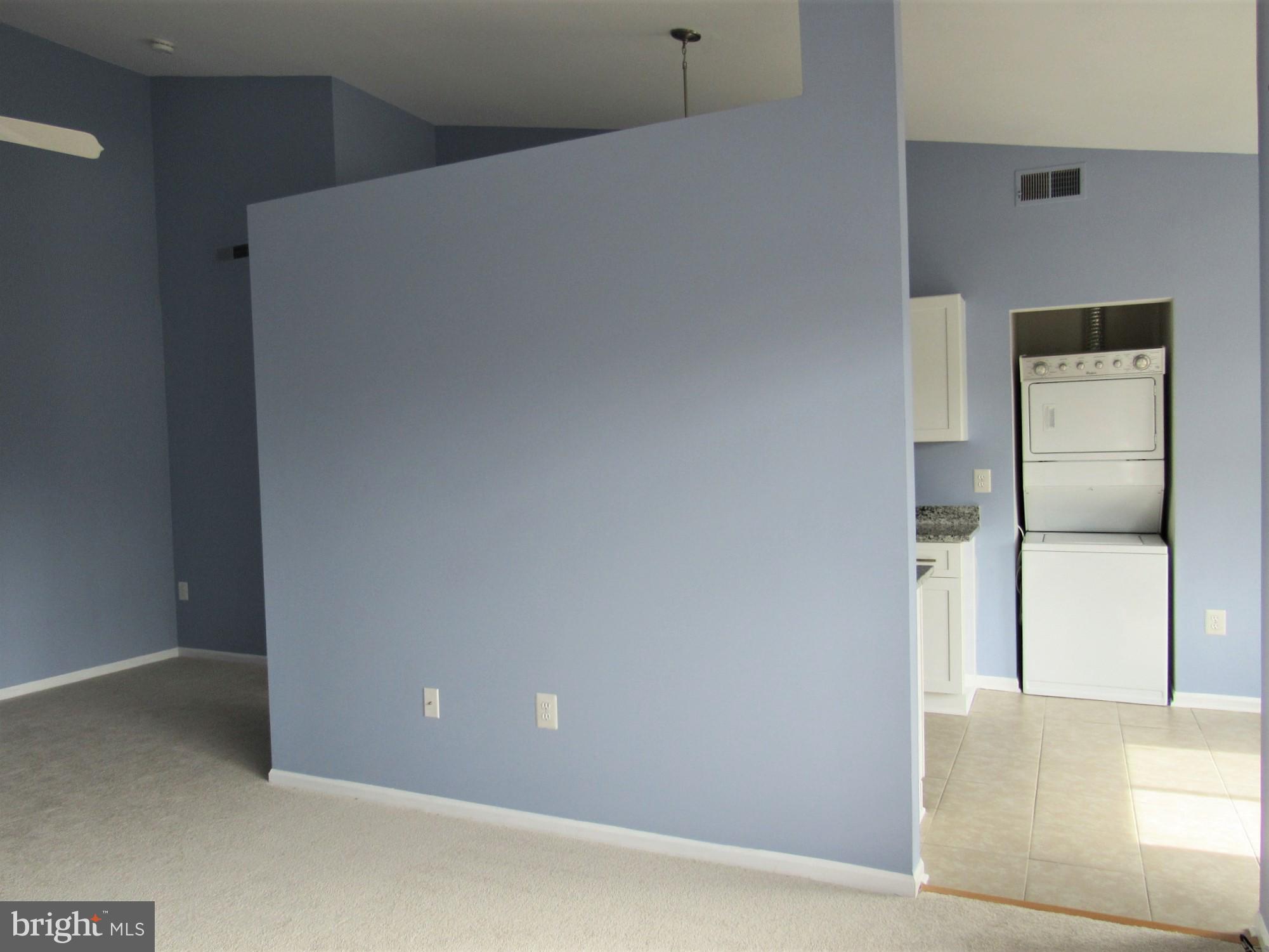 BATTERY HEIGHTS - Residential Lease