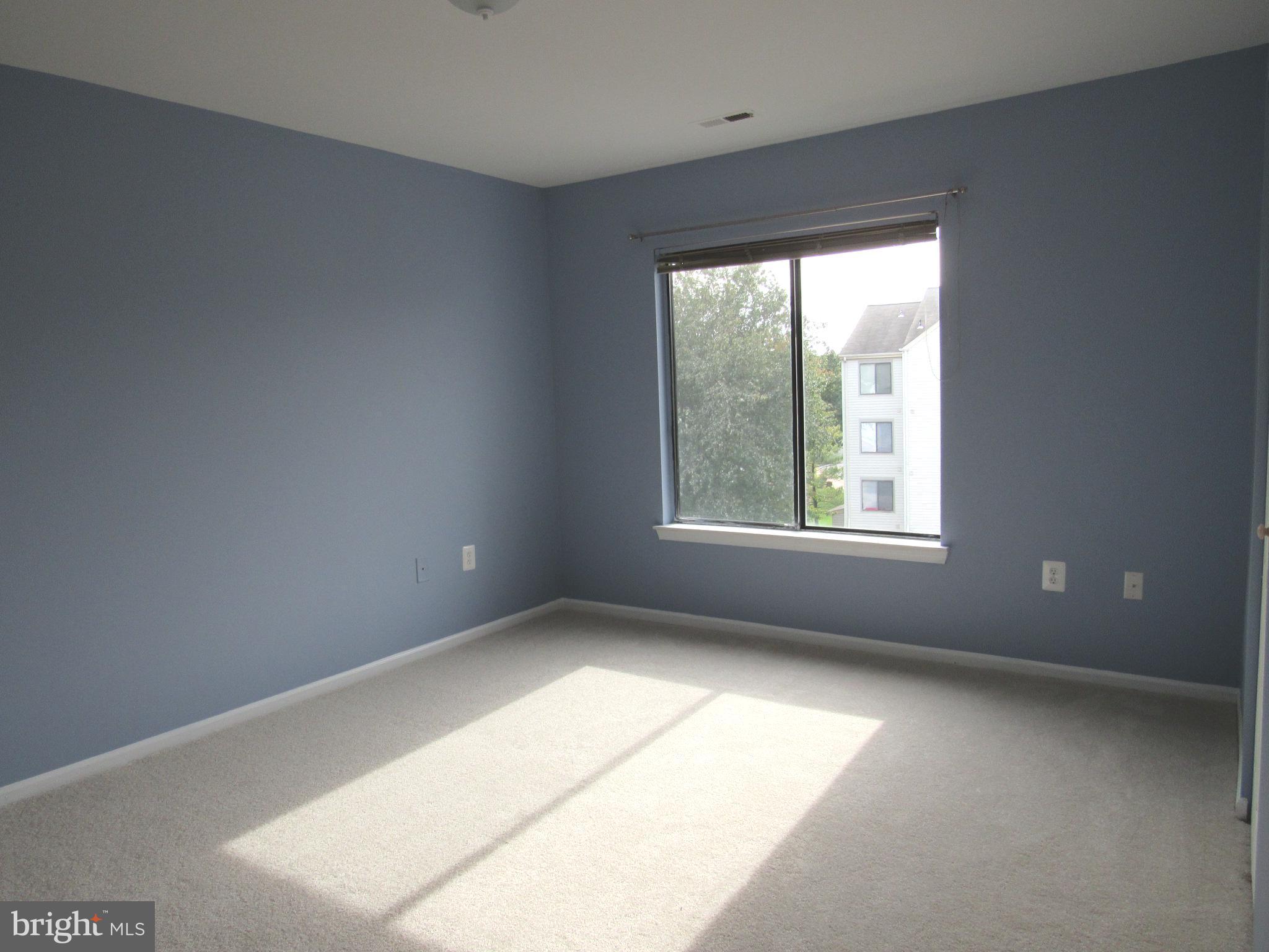 BATTERY HEIGHTS - Residential Lease