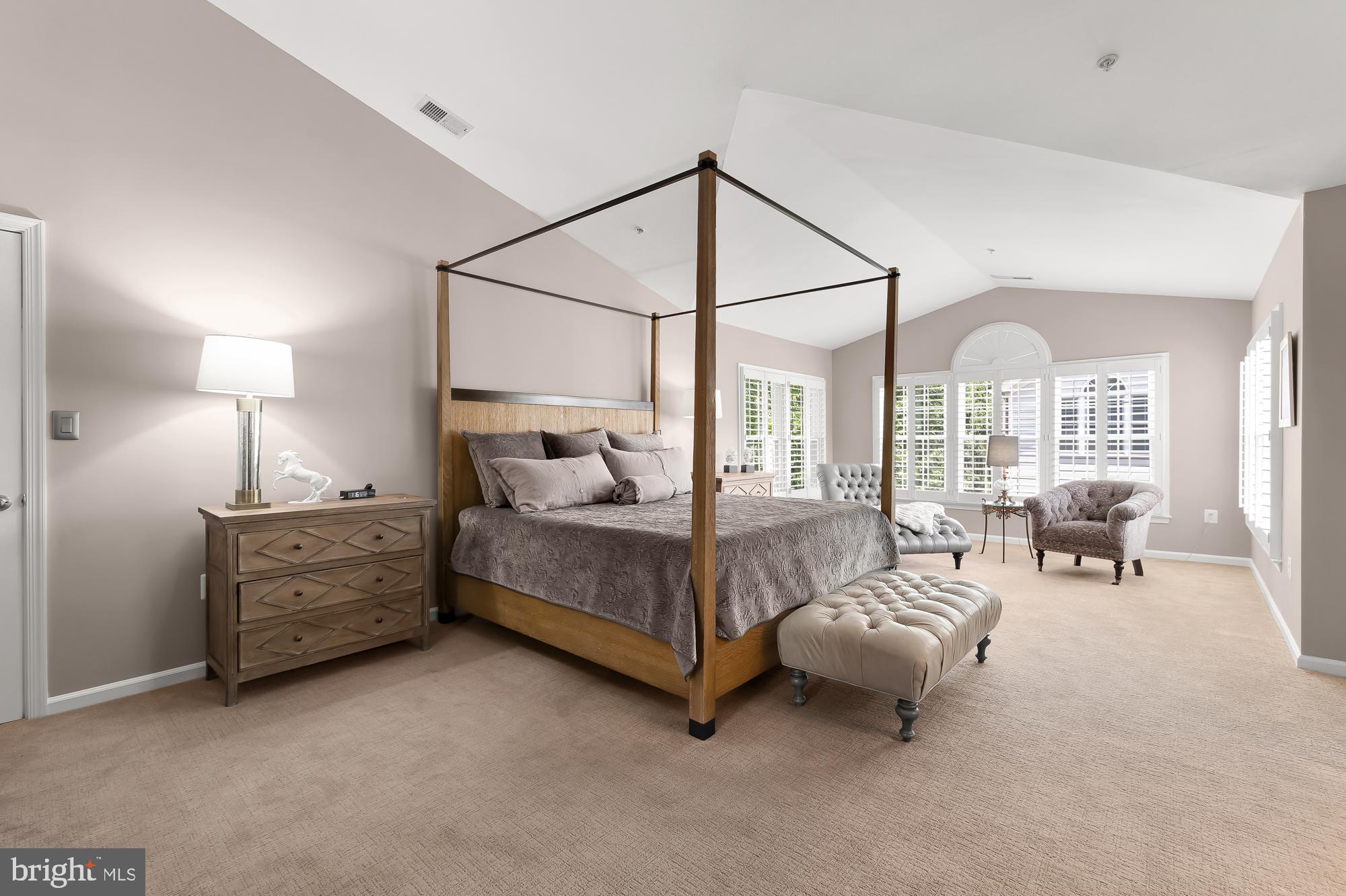 DEMOCRACY COMMONS - Residential