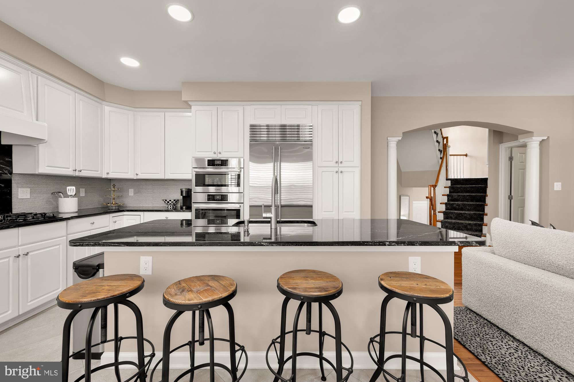 DEMOCRACY COMMONS - Residential