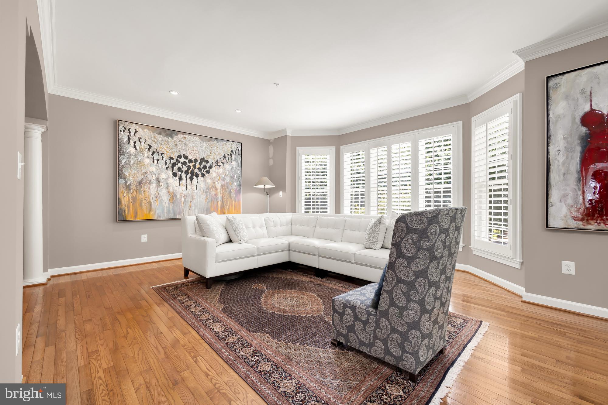 DEMOCRACY COMMONS - Residential